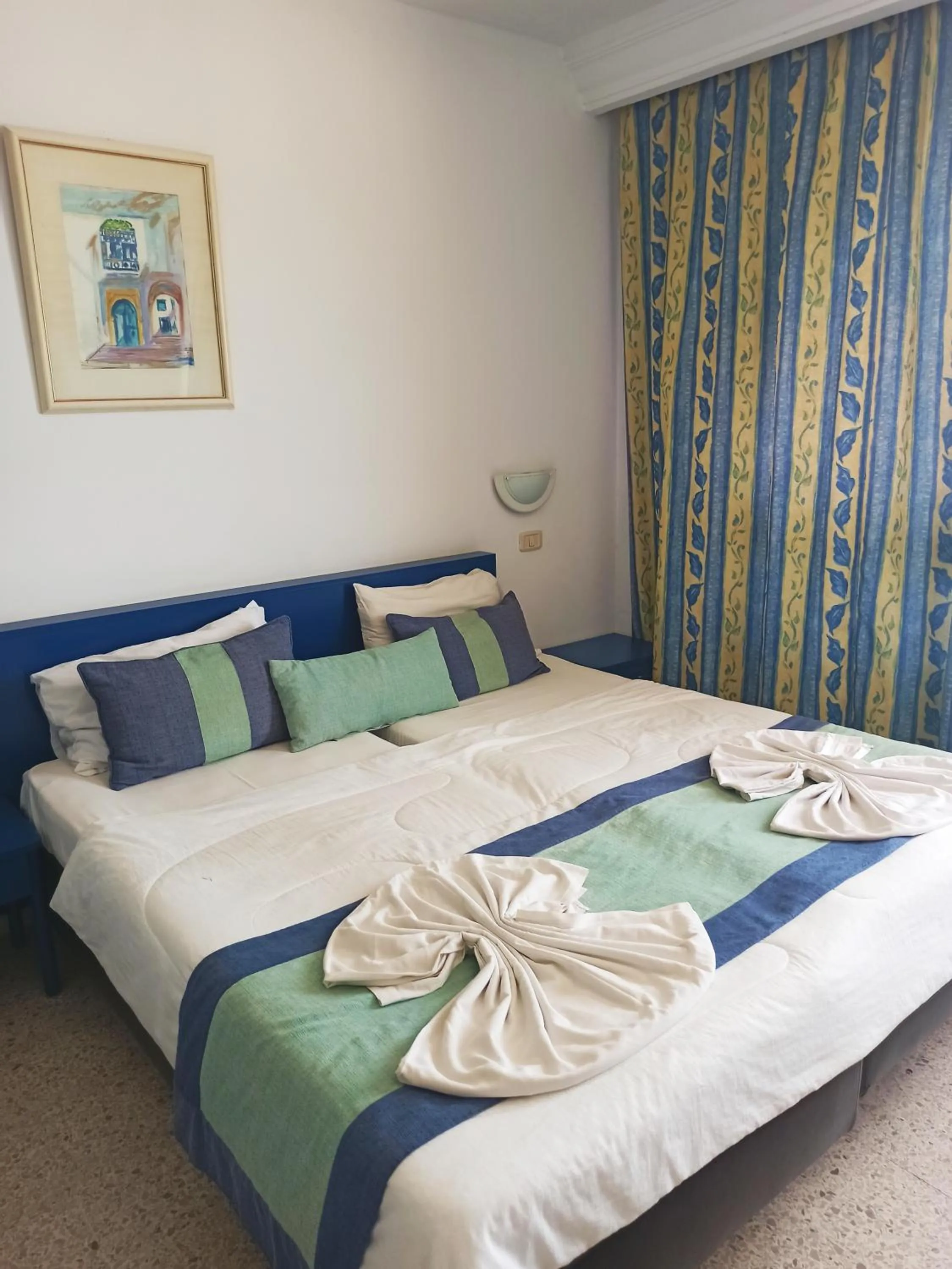 Bed in Residence Boujaafar