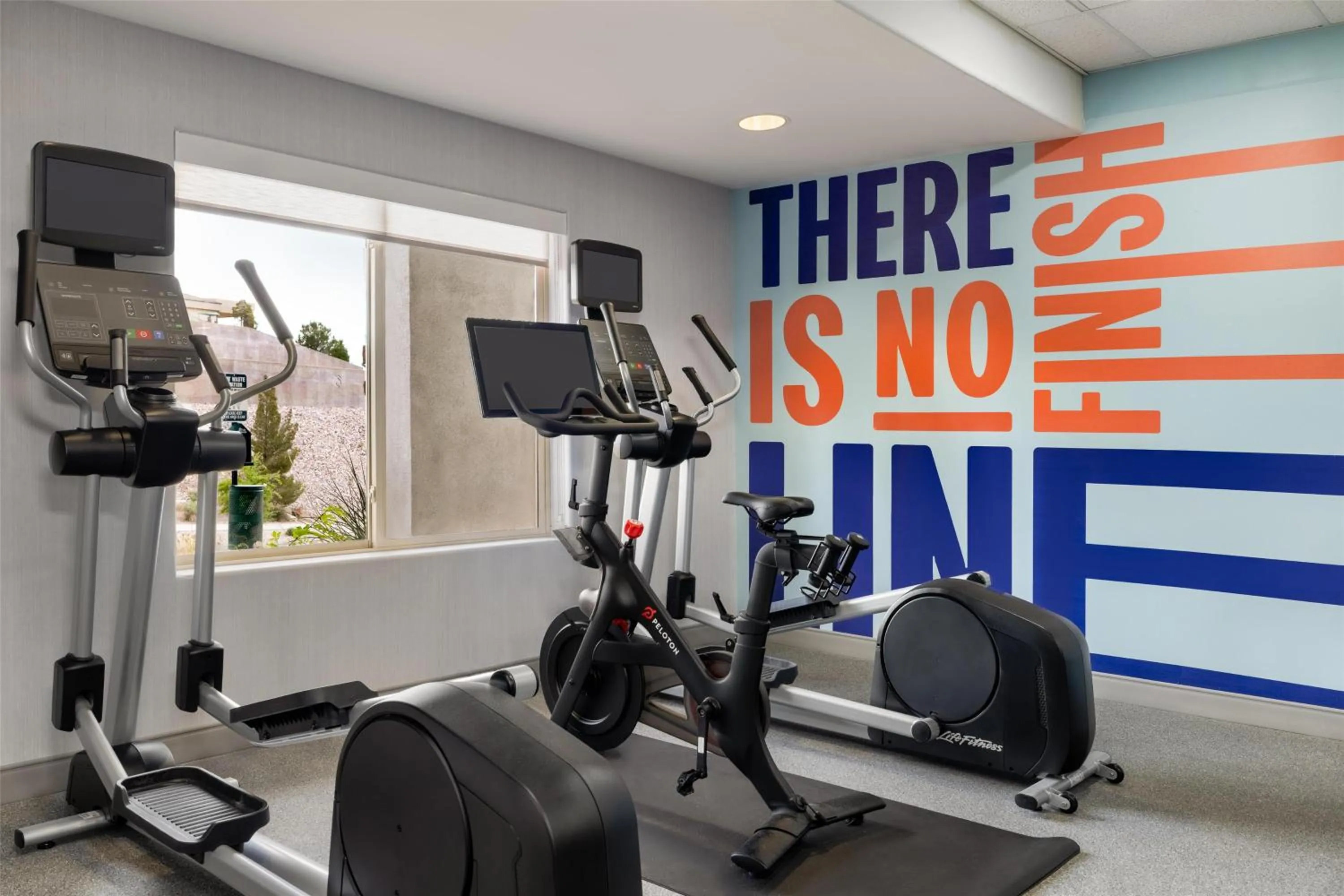 Fitness centre/facilities in Hampton Inn & Suites by Hilton Mesquite