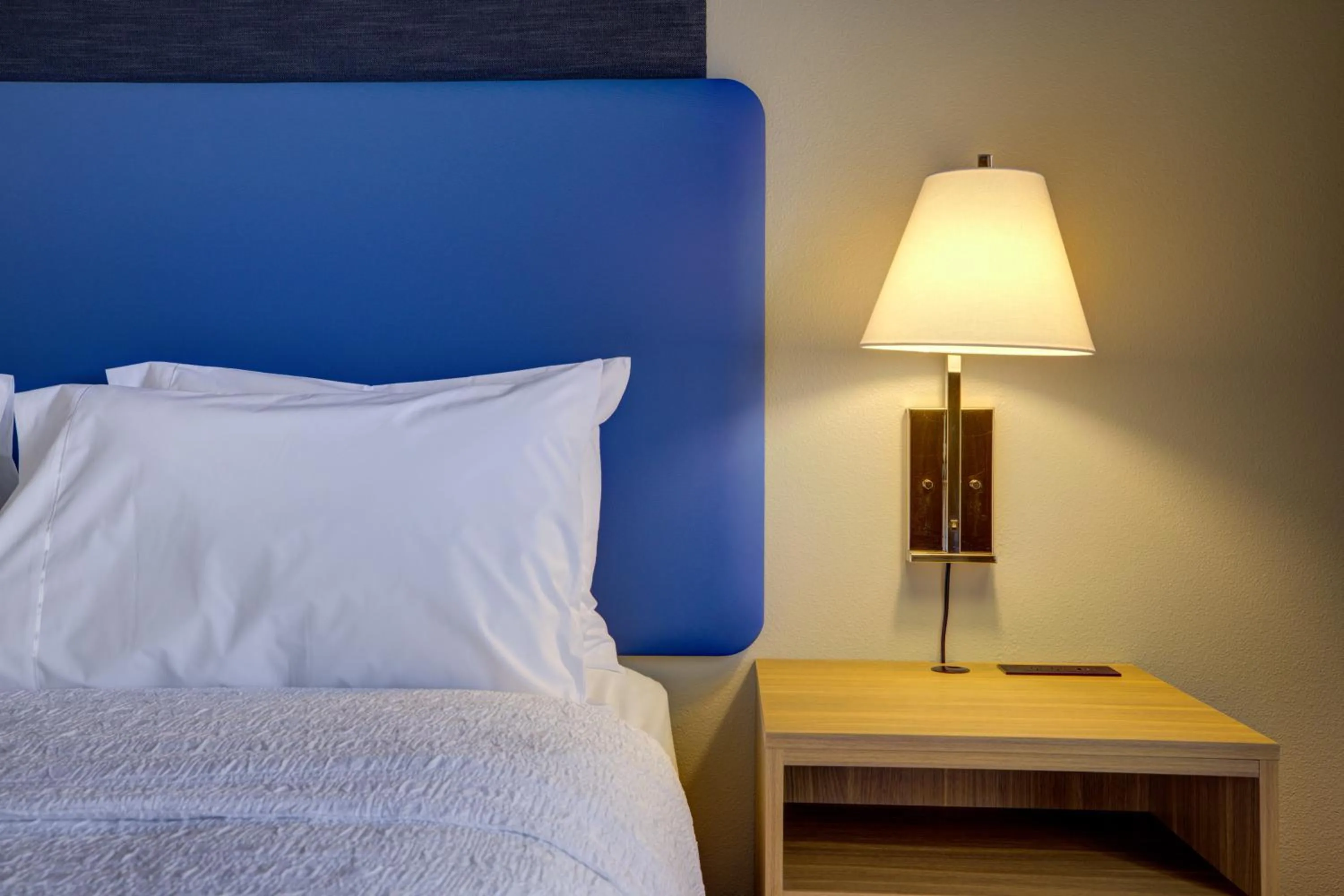 Bedroom, Bed in Hampton Inn & Suites by Hilton Mesquite
