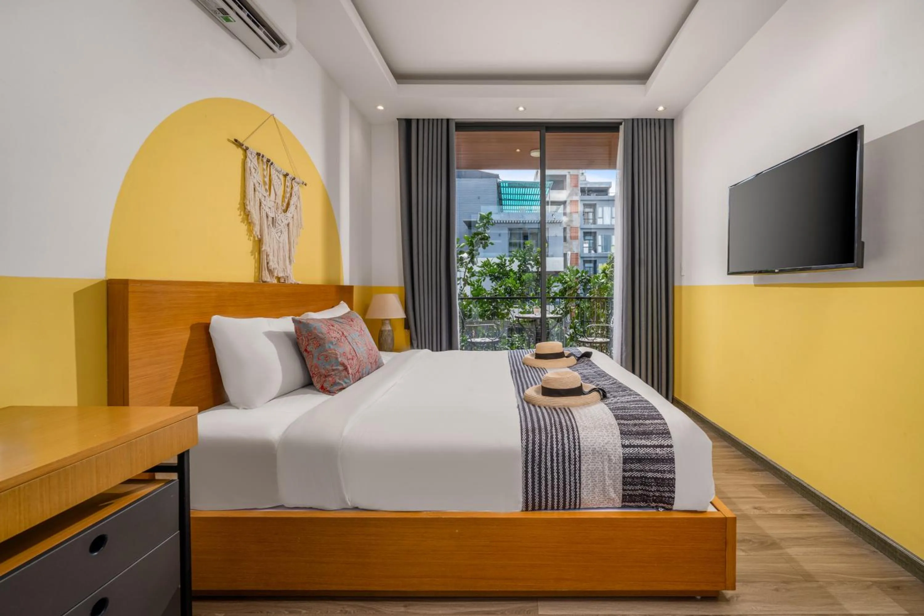 Photo of the whole room, Bed in Sanayen Villa & Residences - Pool and Close Beach