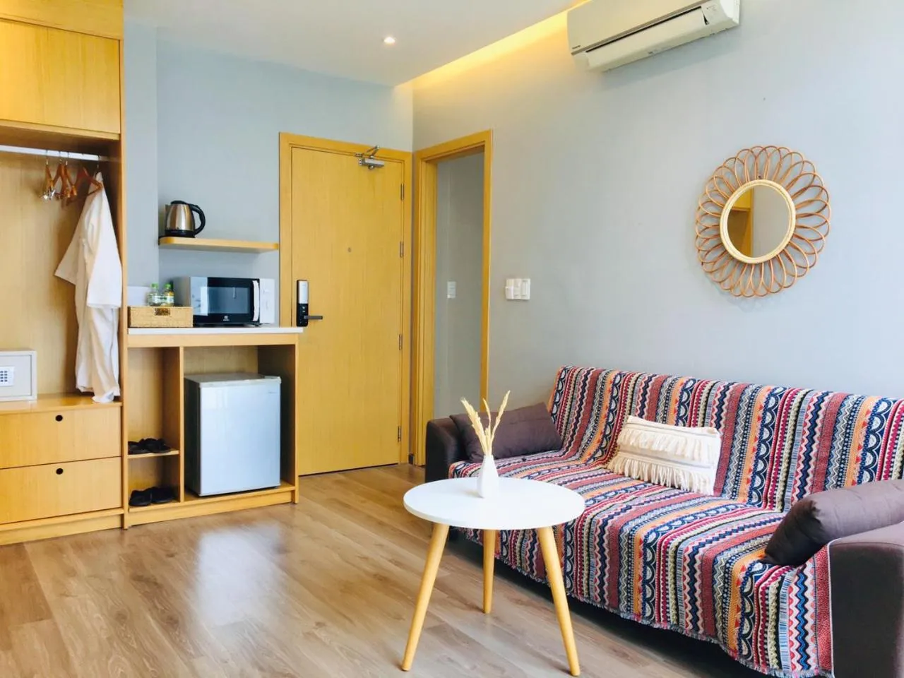 Apartment with Balcony in Sanayen Villa & Residences - Pool and Close Beach