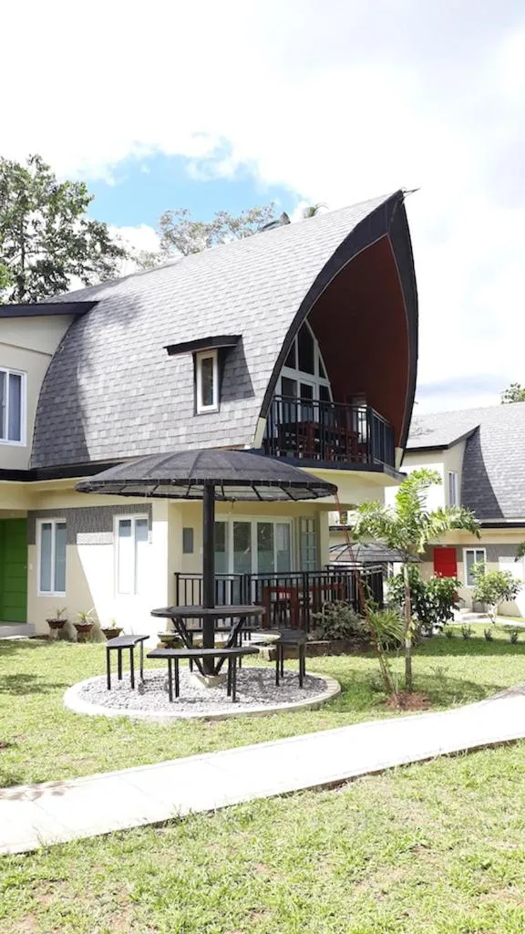 The Duyan House at Sinagtala Resort