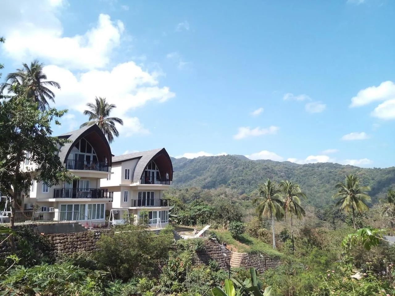 The Duyan House at Sinagtala Resort