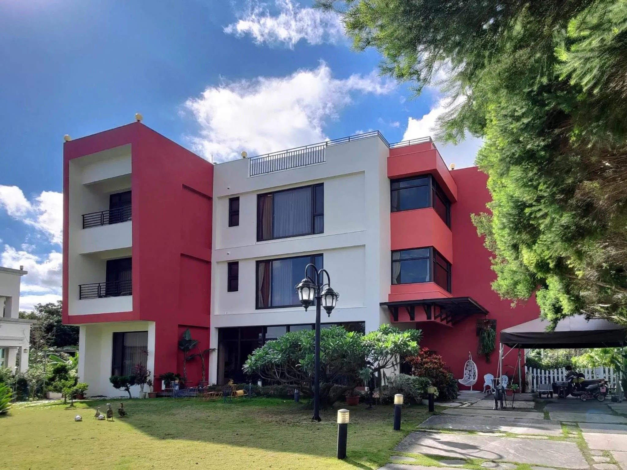 Property building in Zai Yan Yan 259 B&B