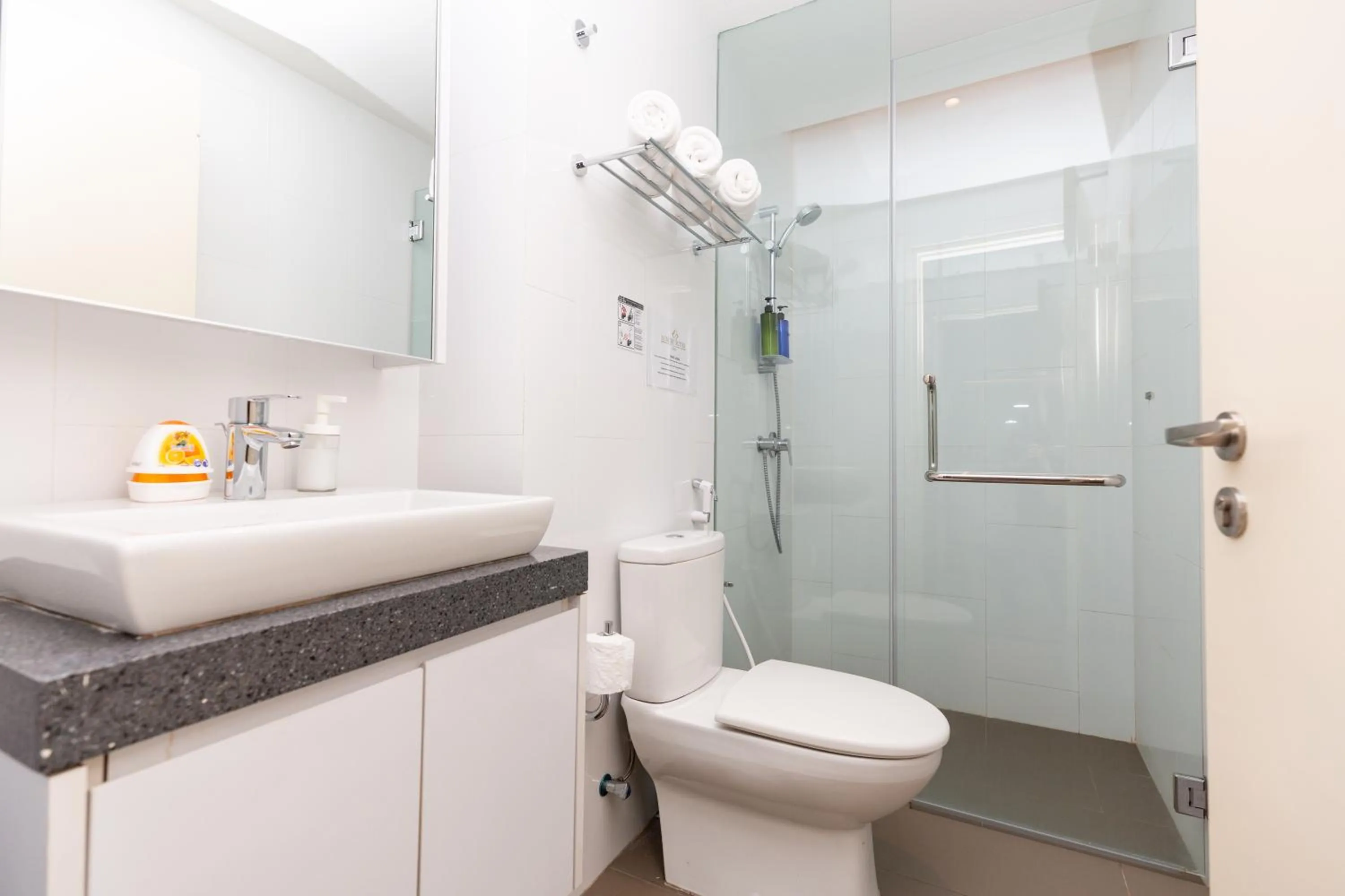 Shower in KL Sentral Bangsar Suites EST BY PSM LUXURY SUITES