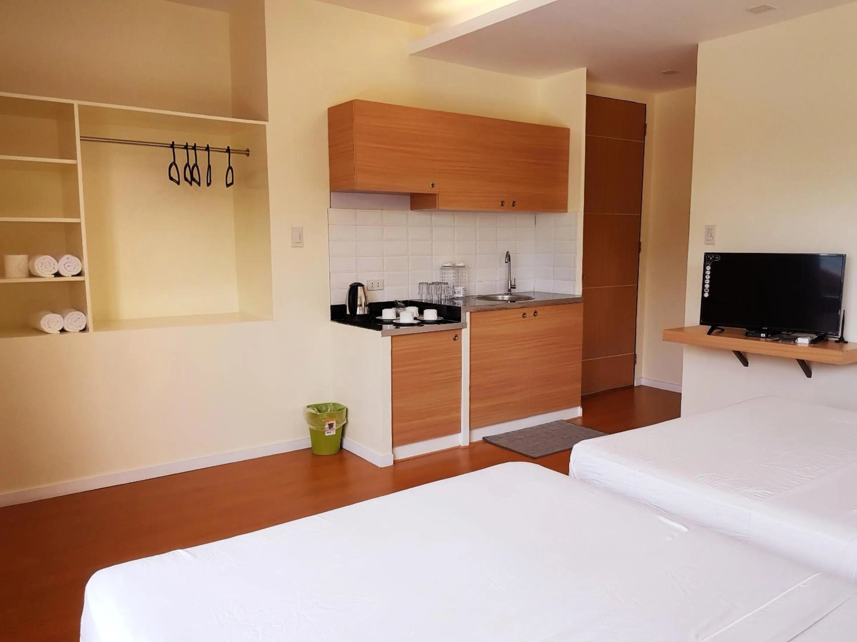 Bed in The Leaf House