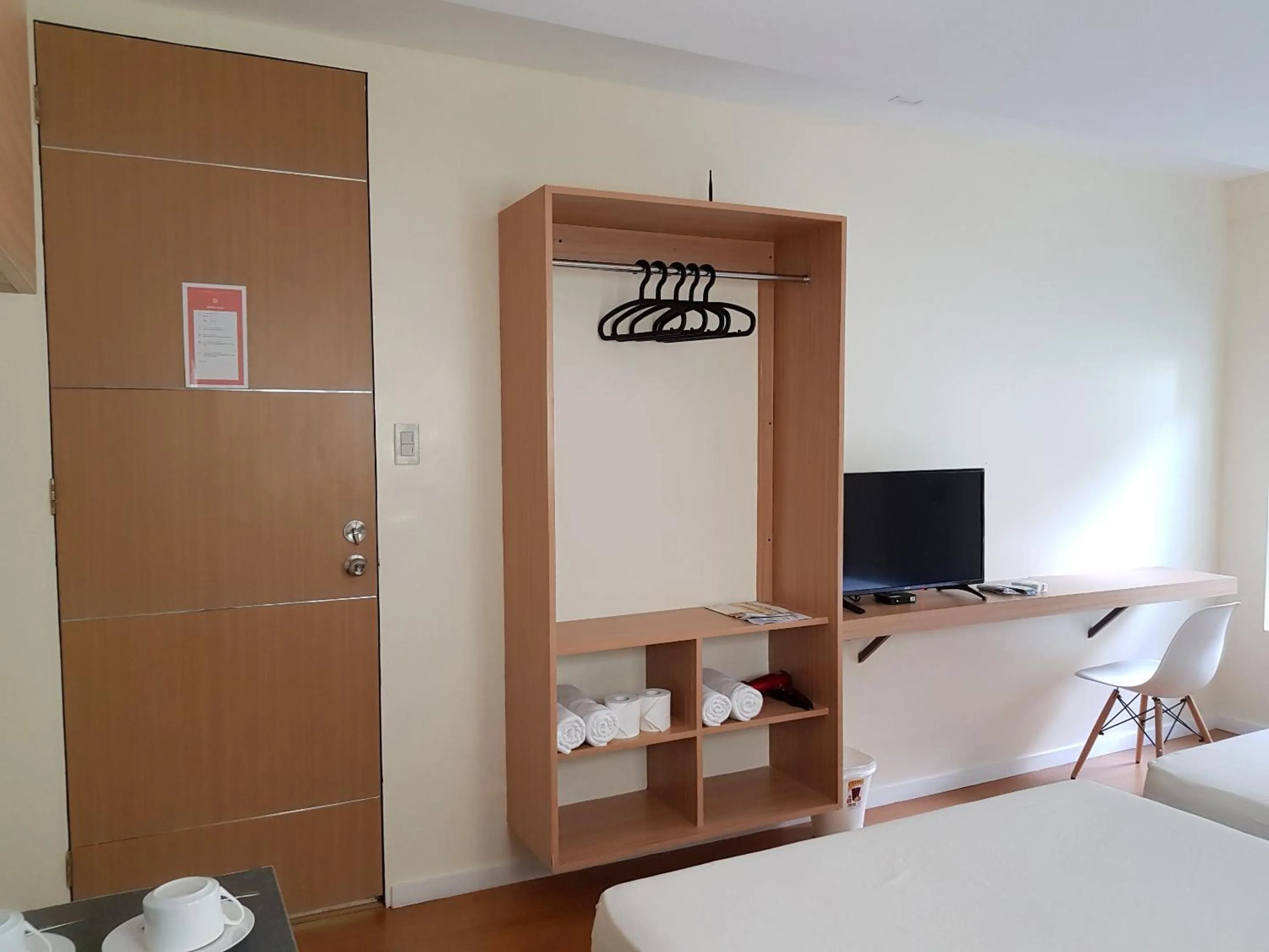 Bed in The Leaf House