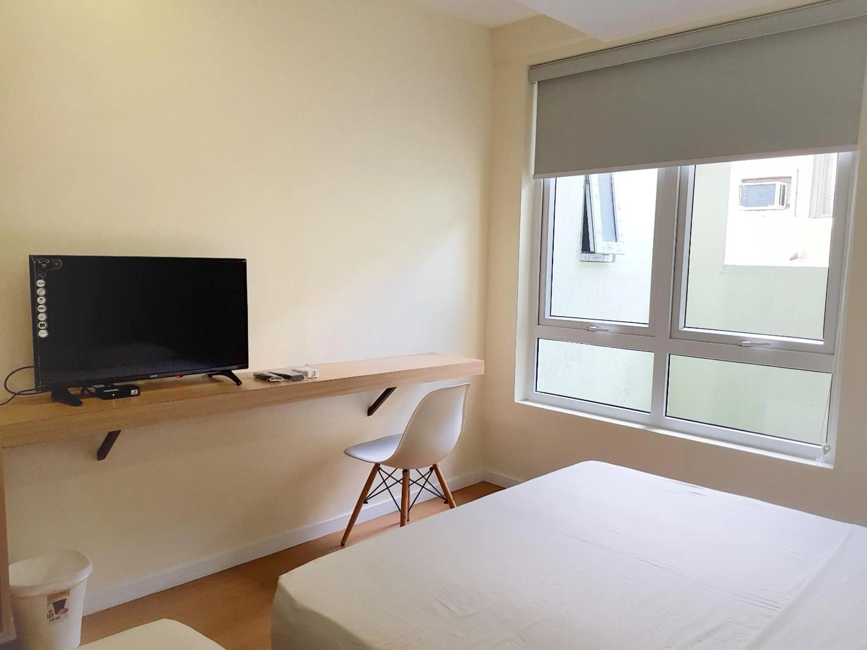 Bed in The Leaf House