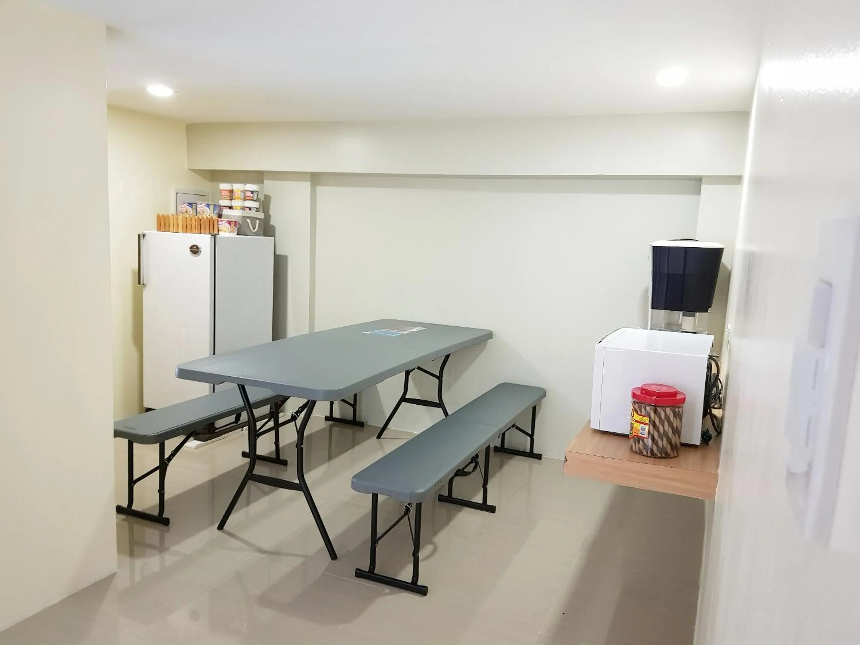 Dining area in The Leaf House