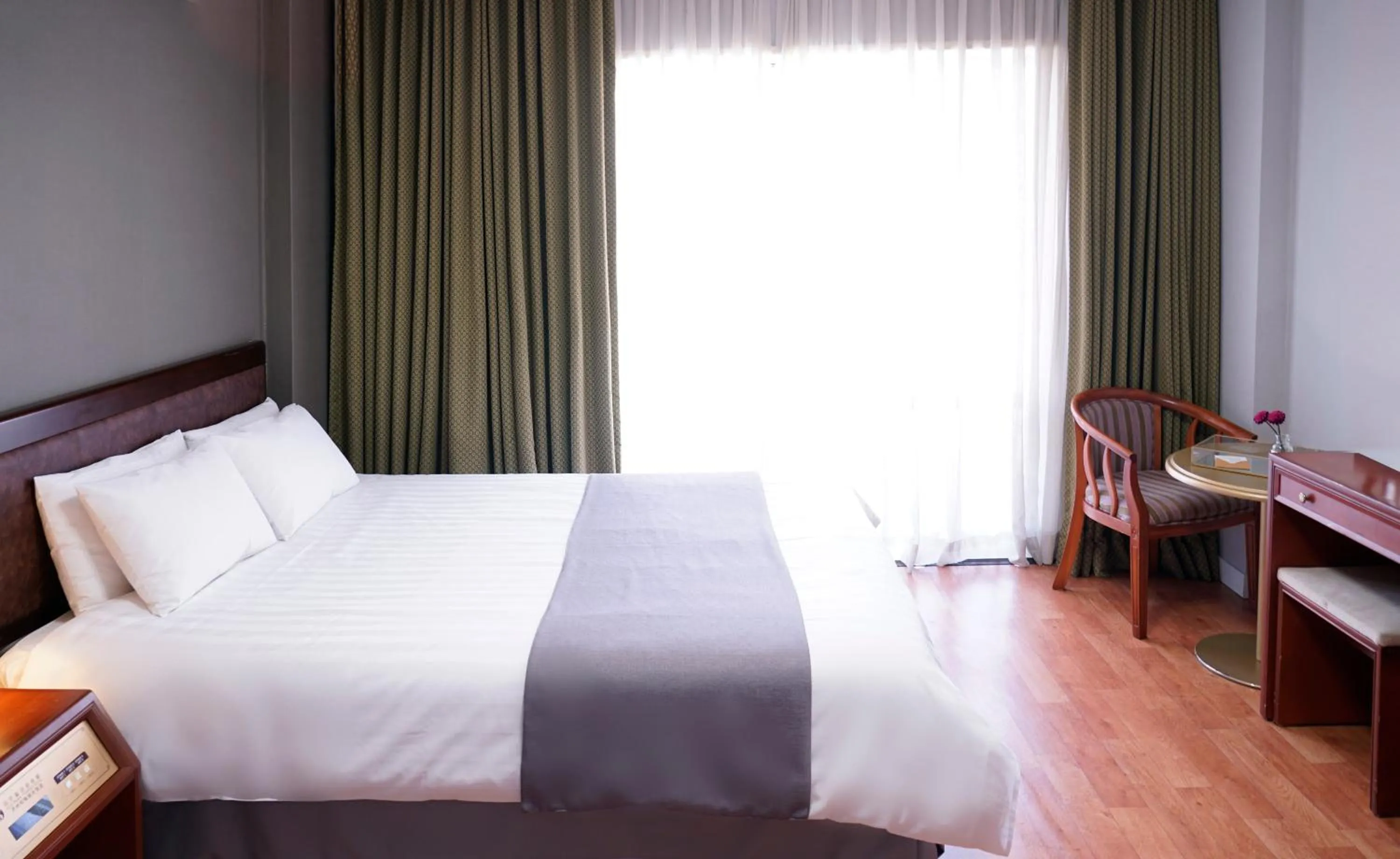 Bed in Pearl Hotel Jeju