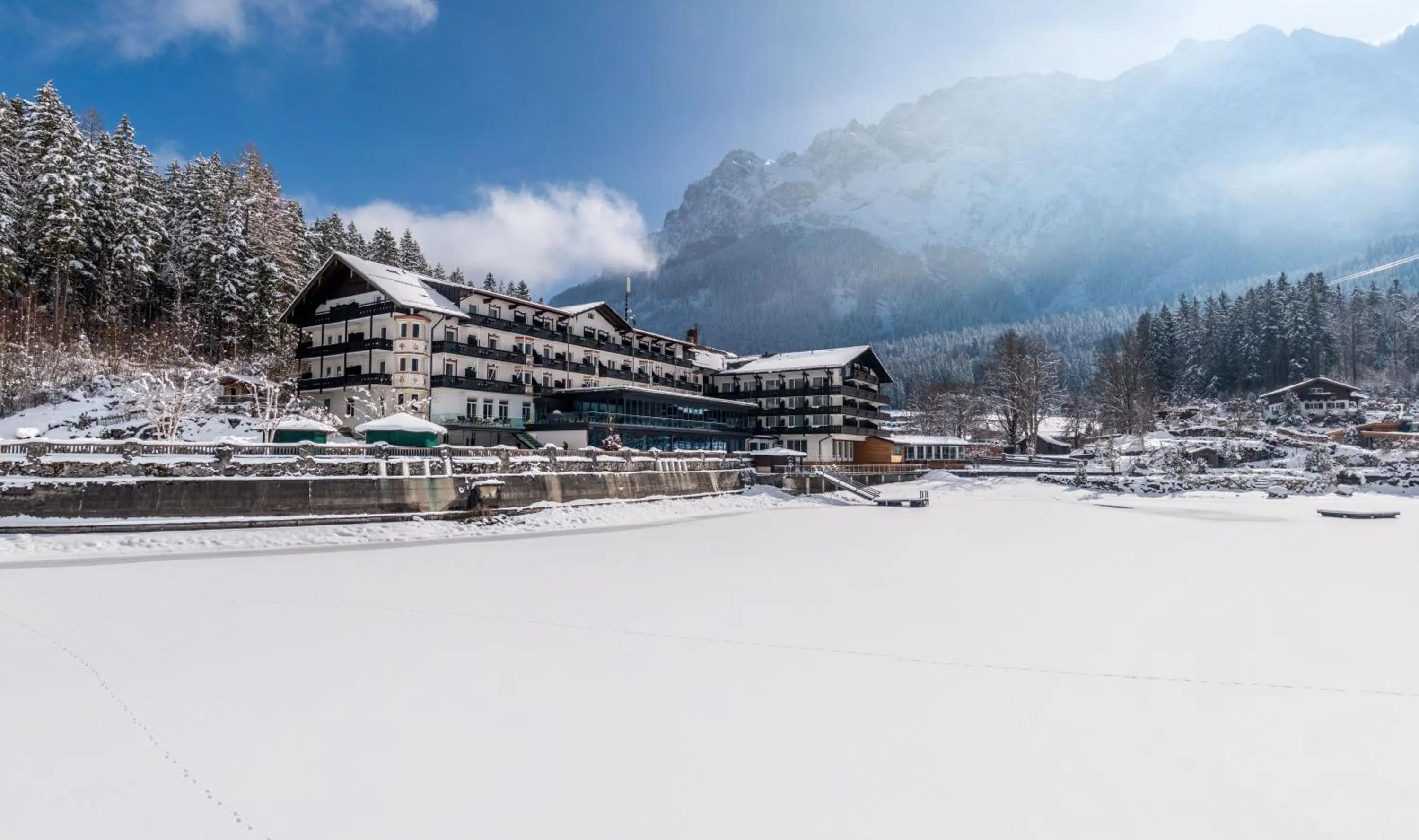 Eibsee Hotel