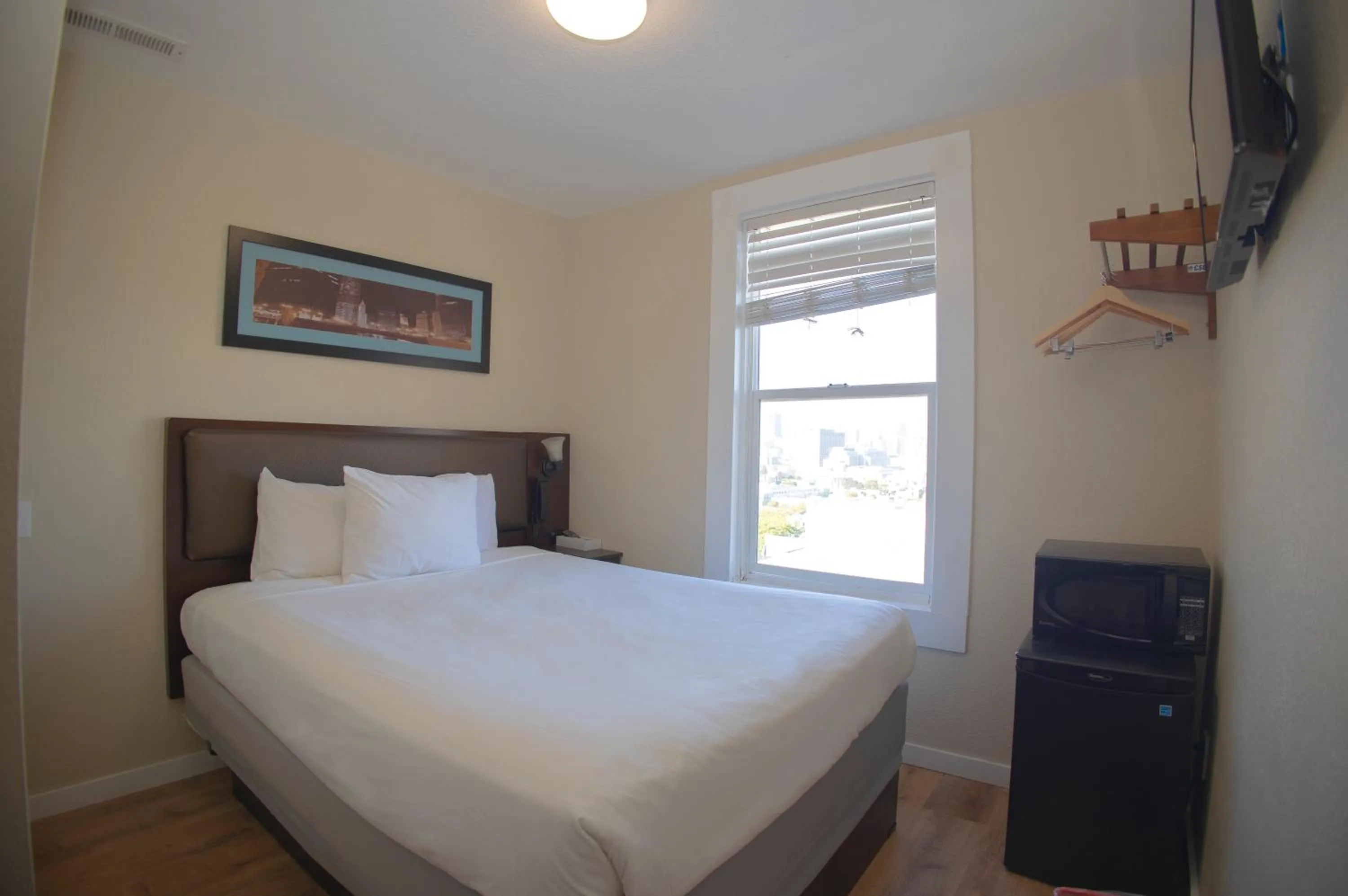 Bedroom, Bed in Casa Loma Hotel