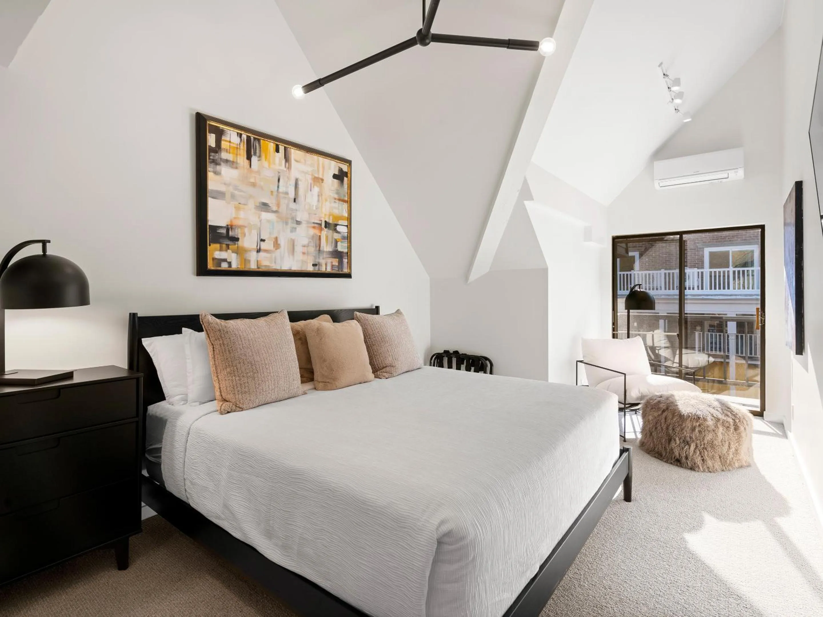 Bed in The Lodge at the Mountain Village by All Seasons Resort Lodging