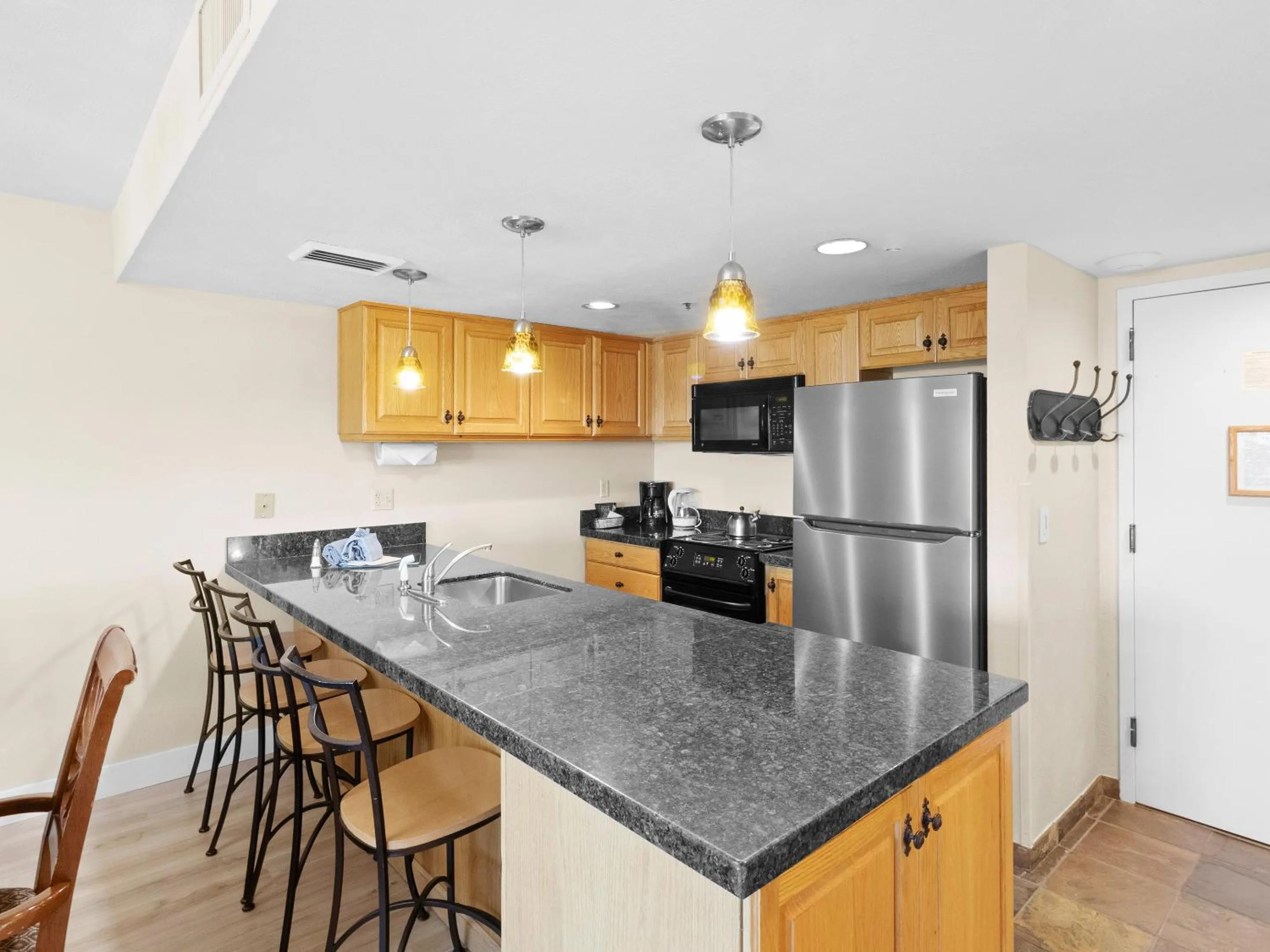 Kitchen or kitchenette in The Lodge at the Mountain Village by All Seasons Resort Lodging