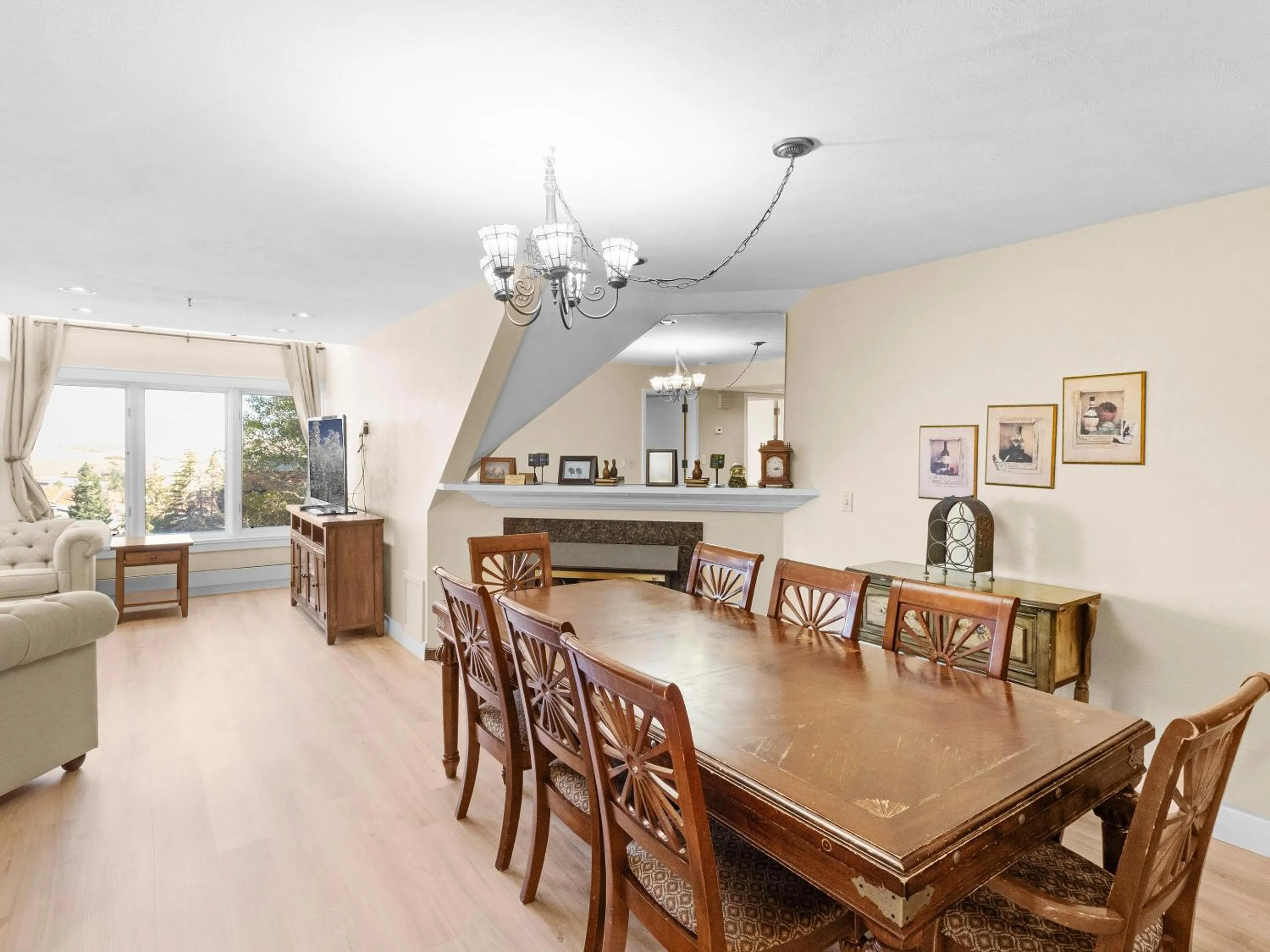 Kitchen or kitchenette in The Lodge at the Mountain Village by All Seasons Resort Lodging