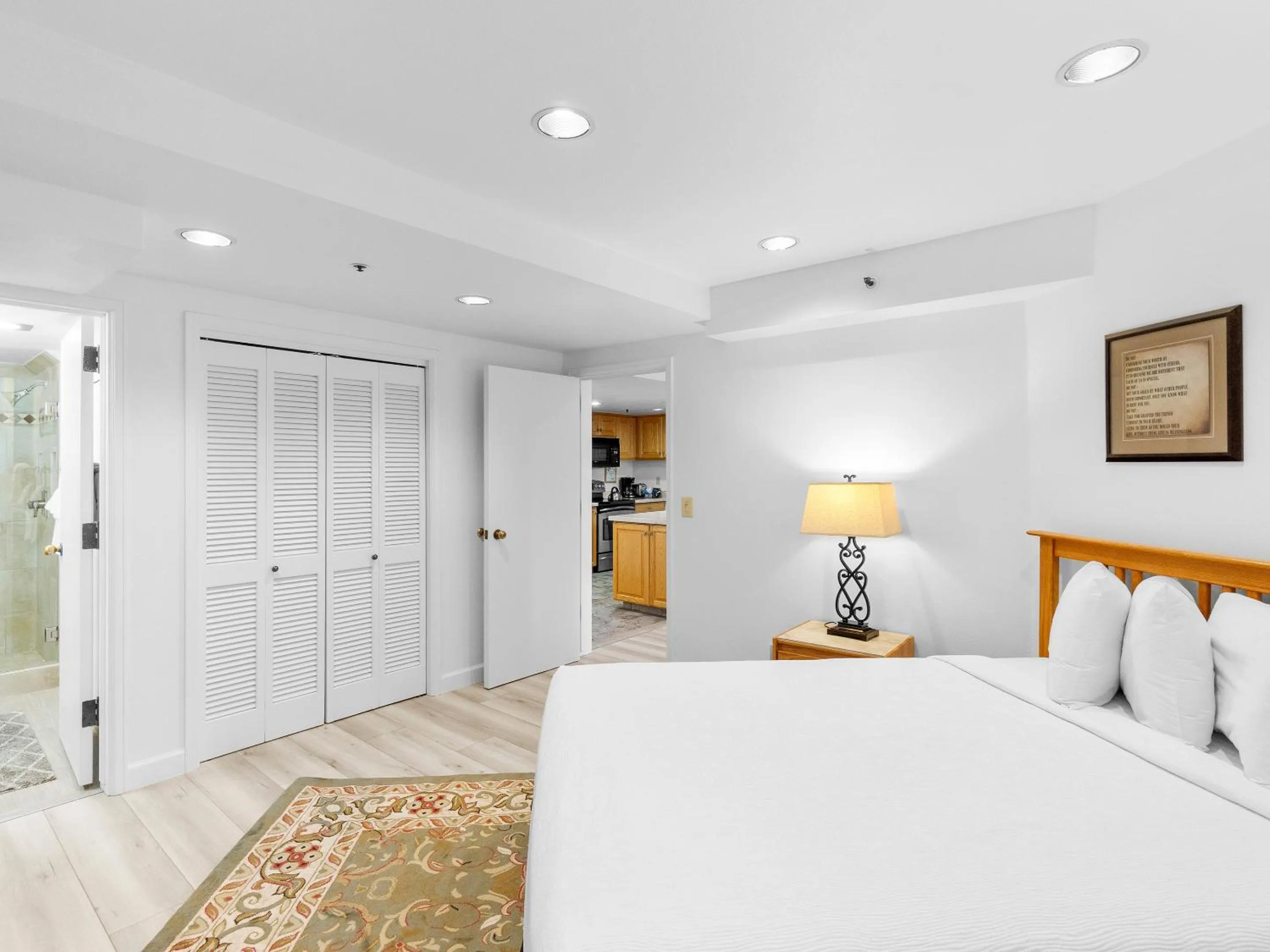 Bed in The Lodge at the Mountain Village by All Seasons Resort Lodging