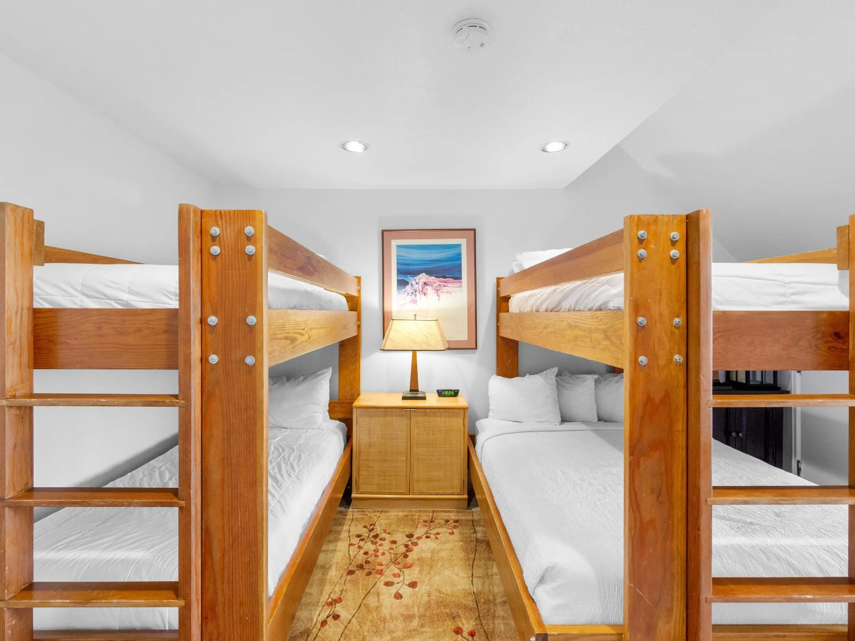 Bed in The Lodge at the Mountain Village by All Seasons Resort Lodging