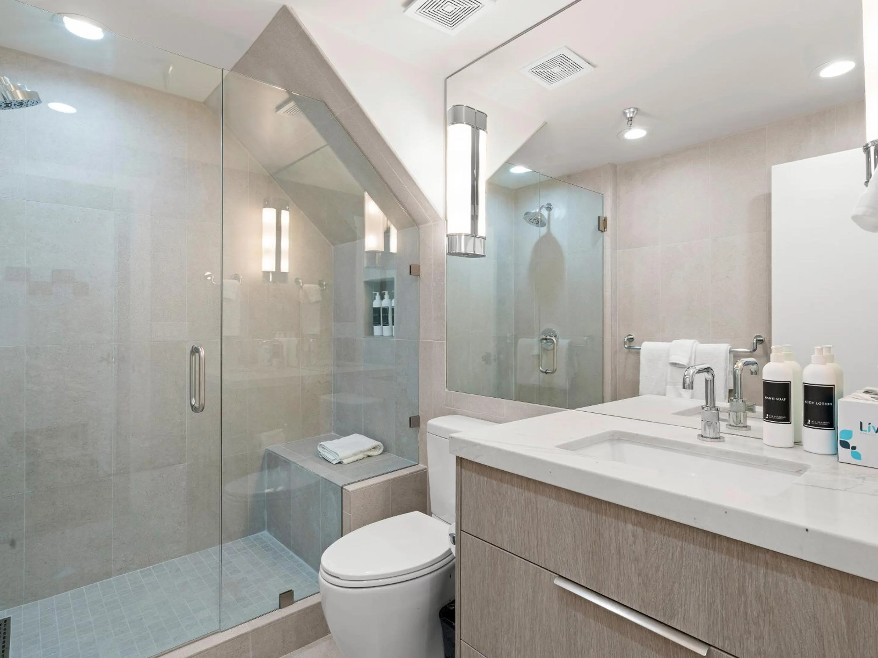 Bathroom in The Lodge at the Mountain Village by All Seasons Resort Lodging