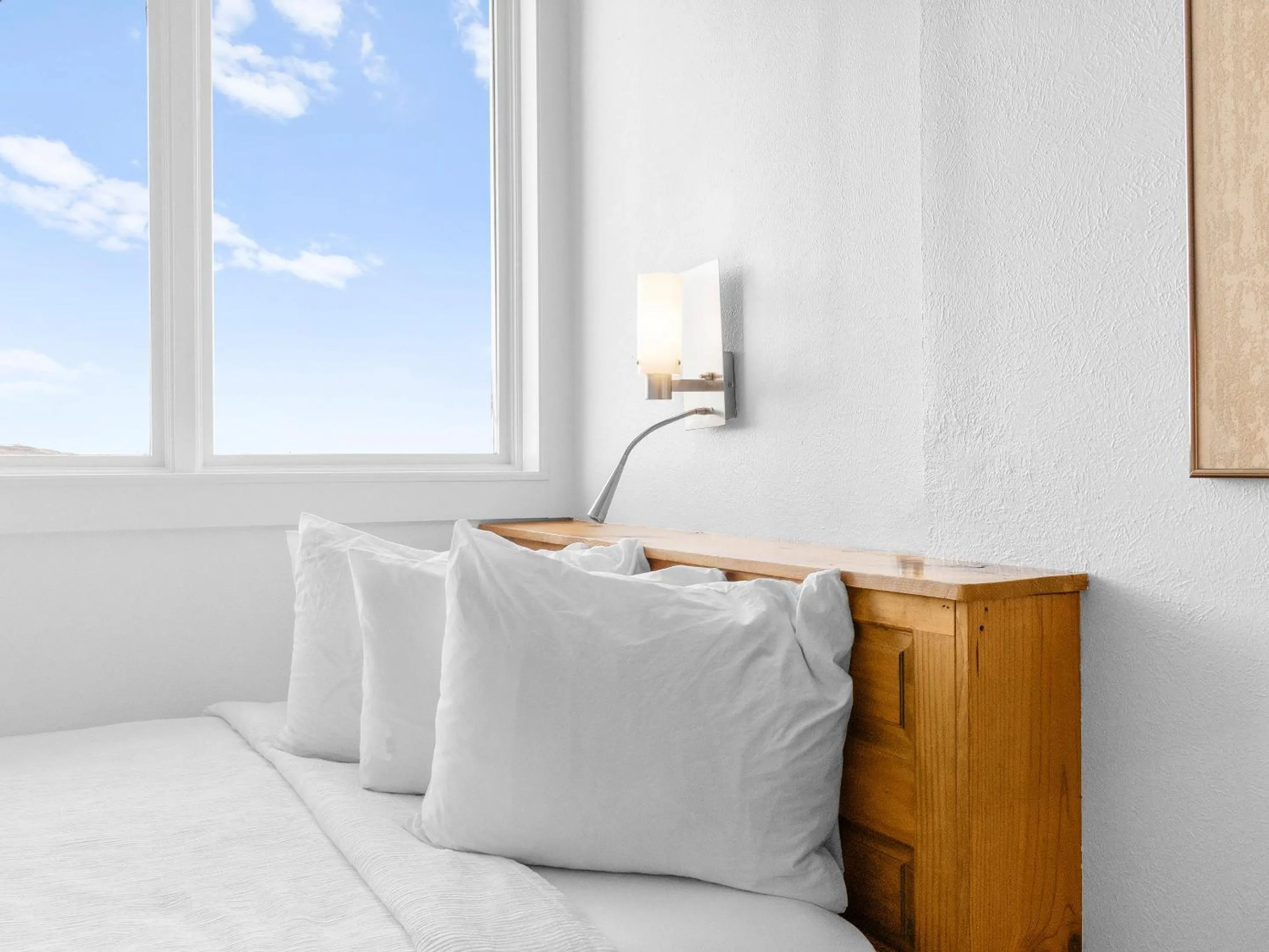 Bed in The Lodge at the Mountain Village by All Seasons Resort Lodging