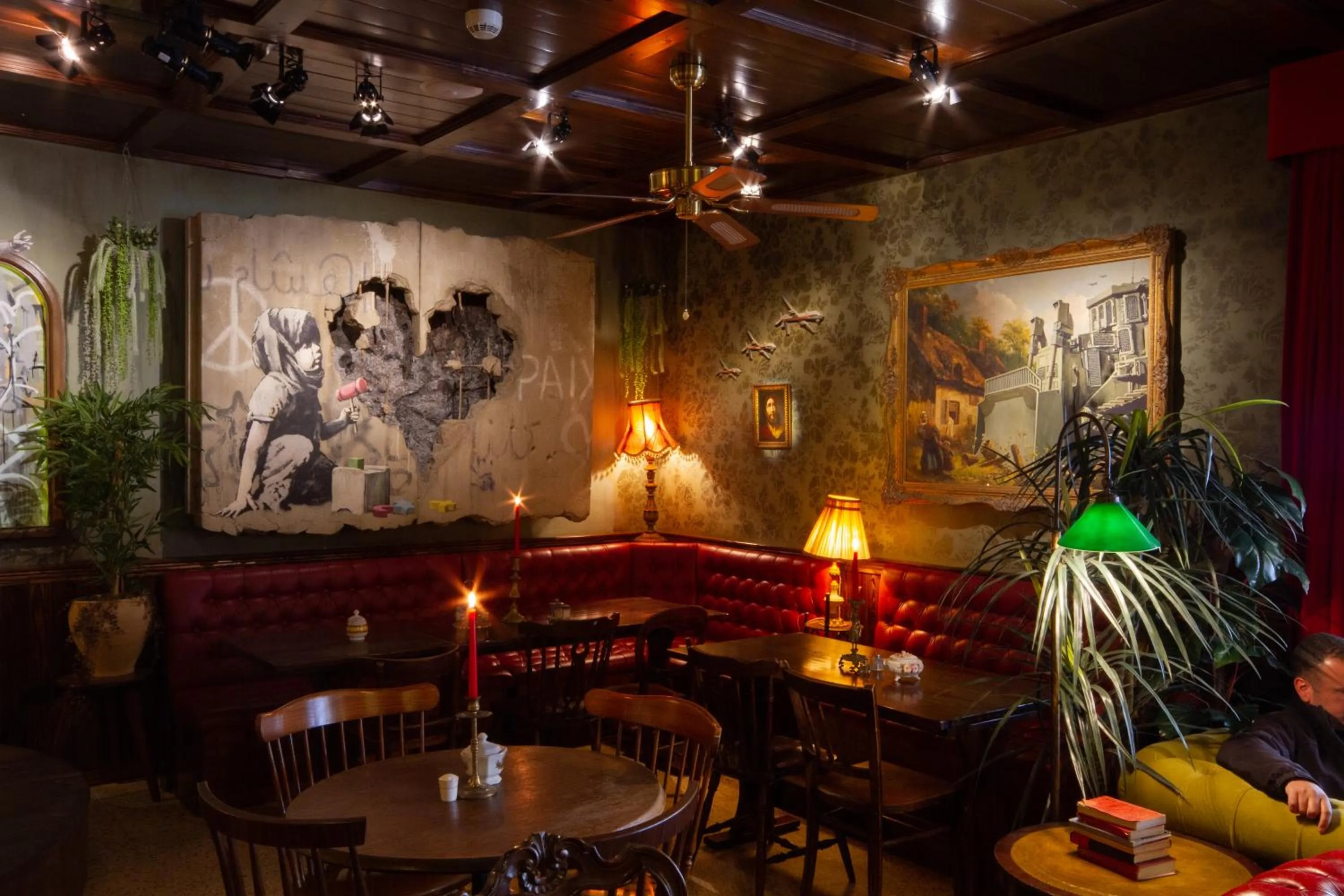 Restaurant/places to eat in The Walled Off Hotel