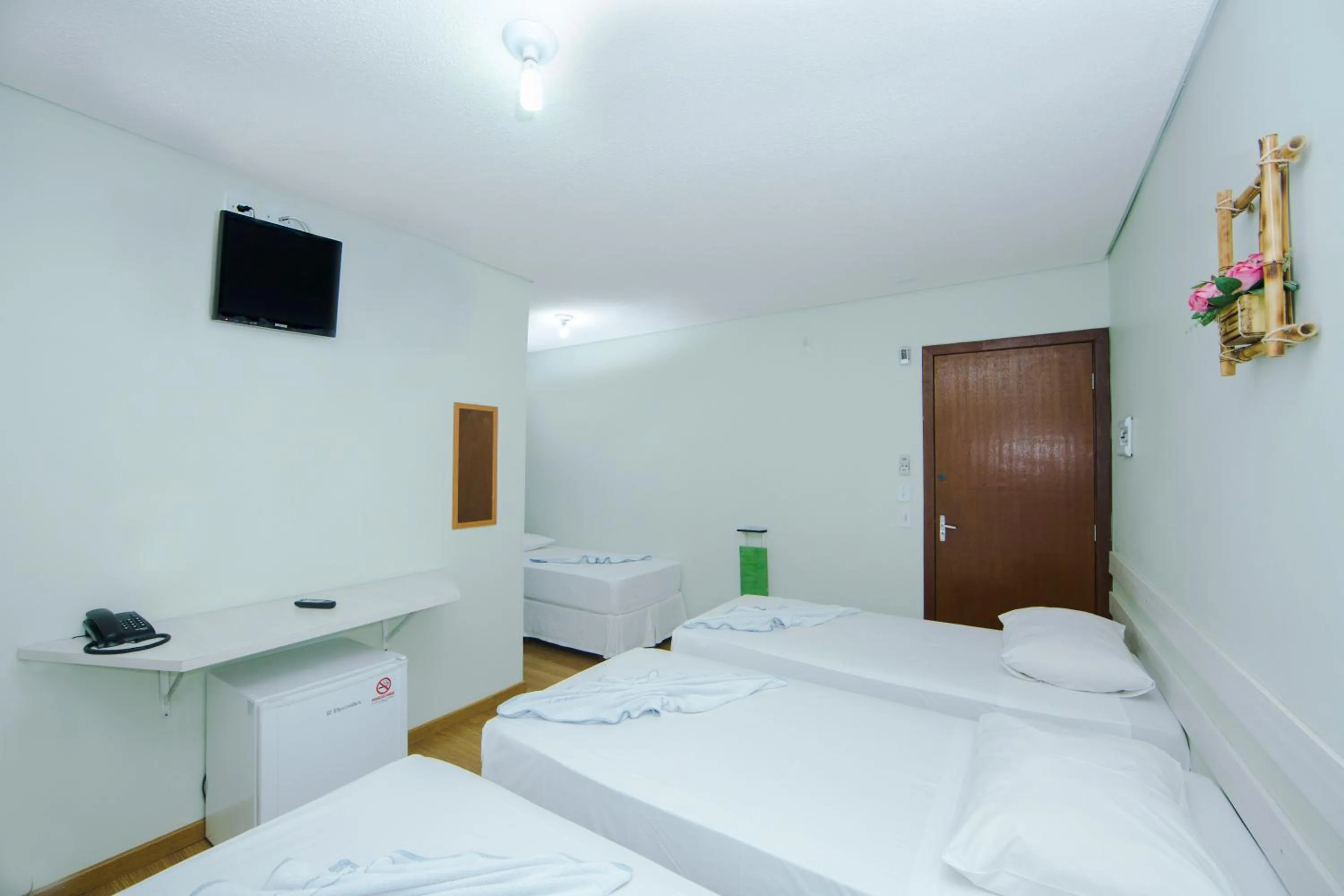 Photo of the whole room, Bed in Hotel e Pousada Caroline