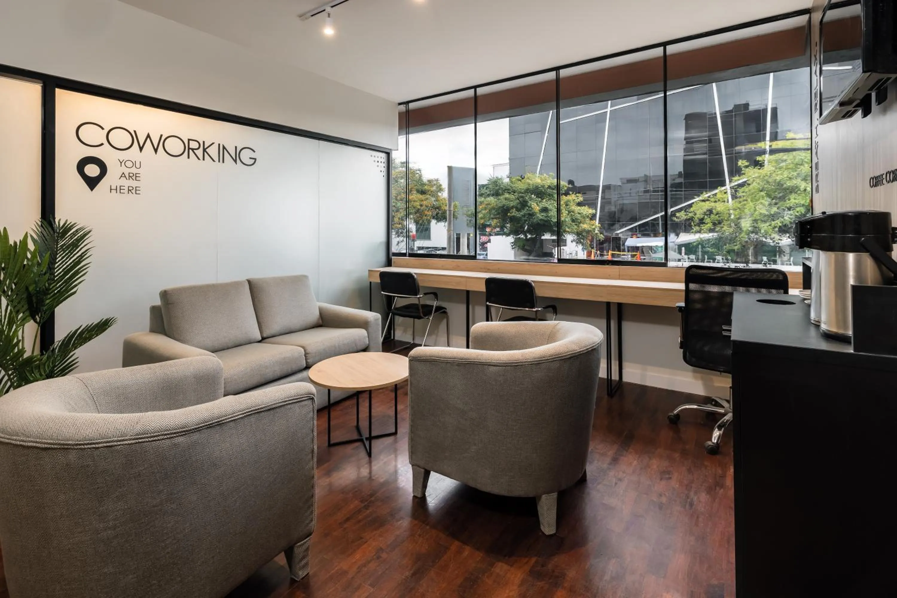 Living room in Miraflores Suites Centro