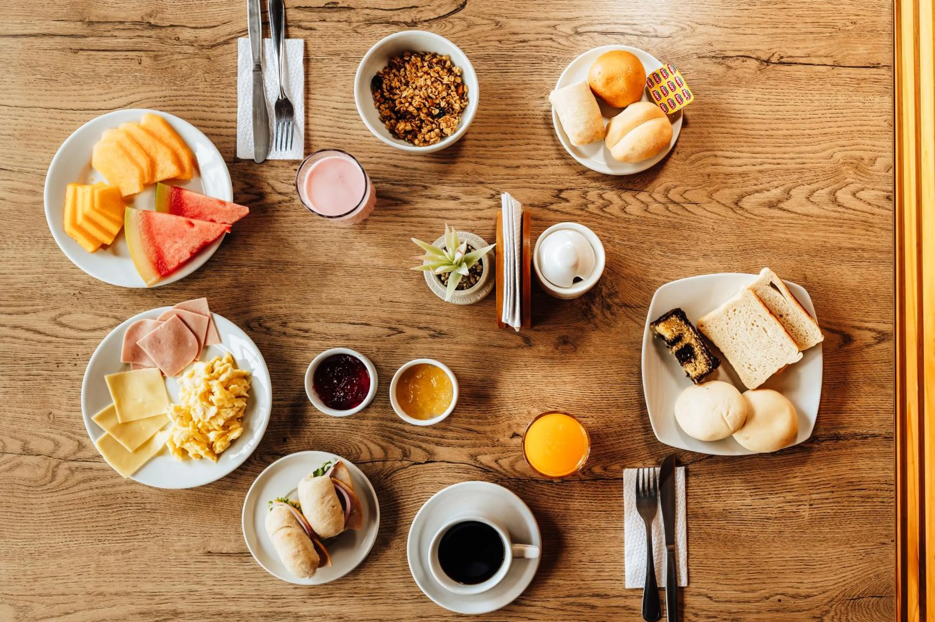 Breakfast in Miraflores Suites Centro