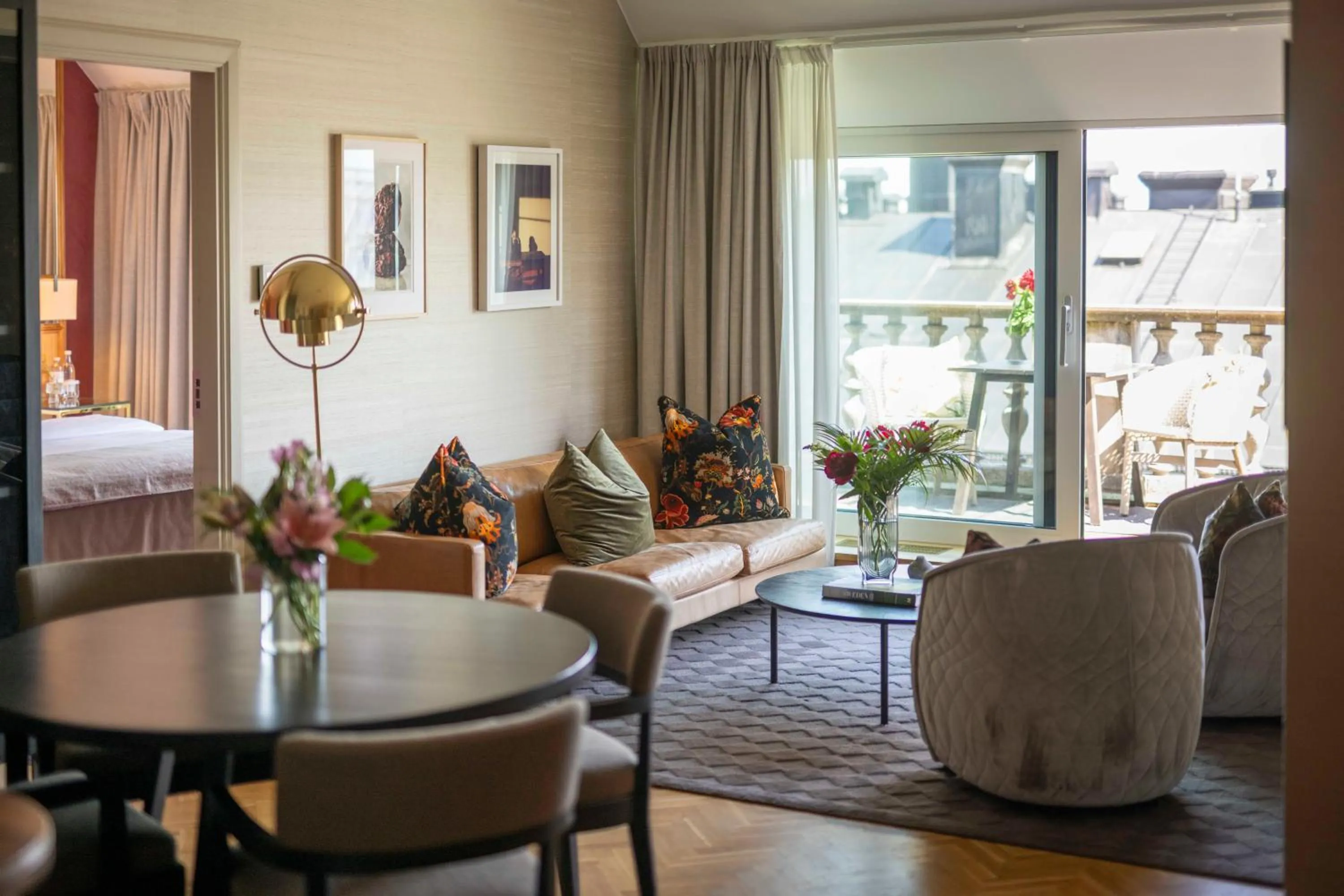 Living room in Bank Hotel, a Member of Small Luxury Hotels