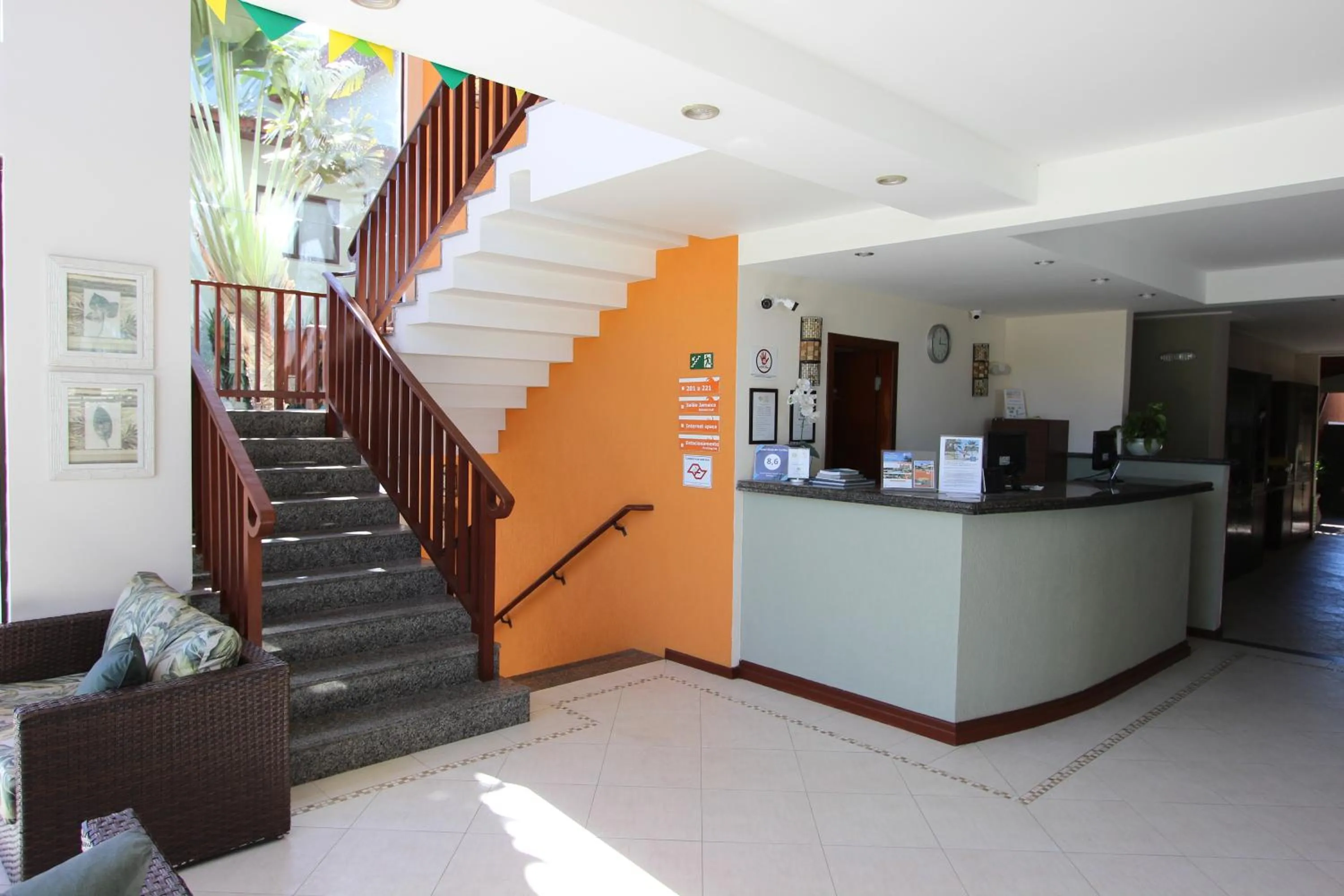 Lobby or reception in Hotel Ilhas do Caribe - Na melhor região da Praia da Enseada