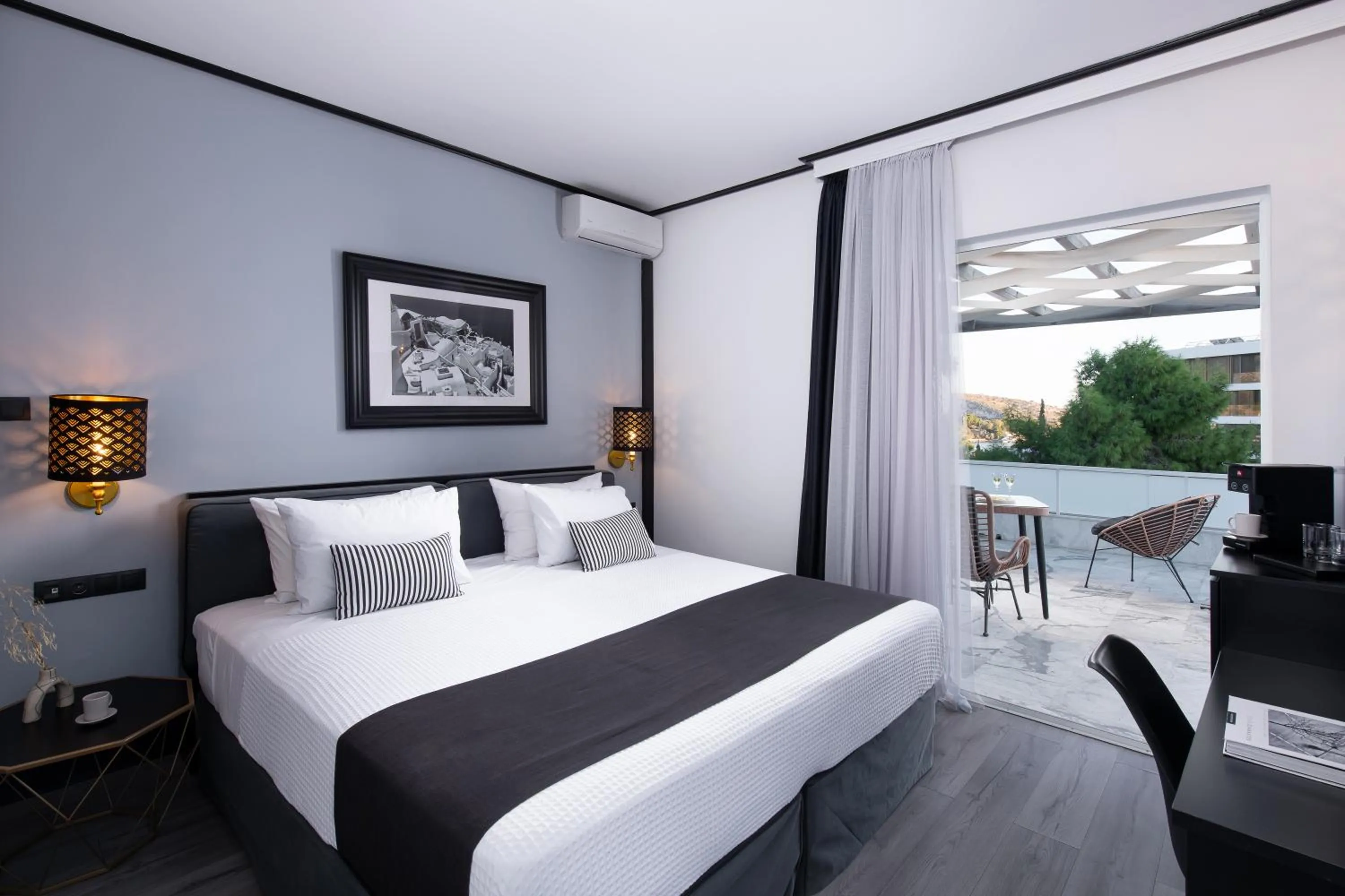 Bedroom, Bed in Athenian Riviera Hotel& Suites