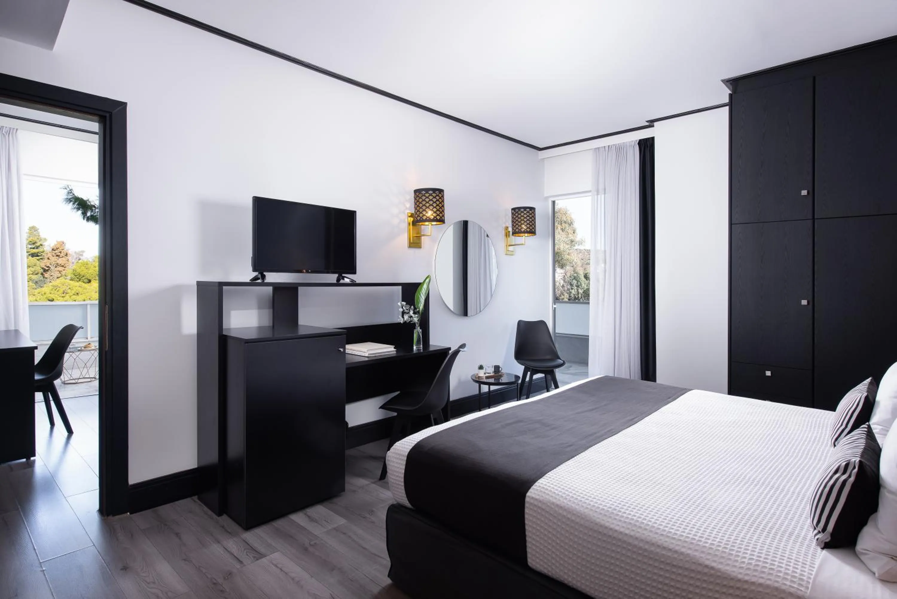 Bedroom, Bed in Athenian Riviera Hotel& Suites