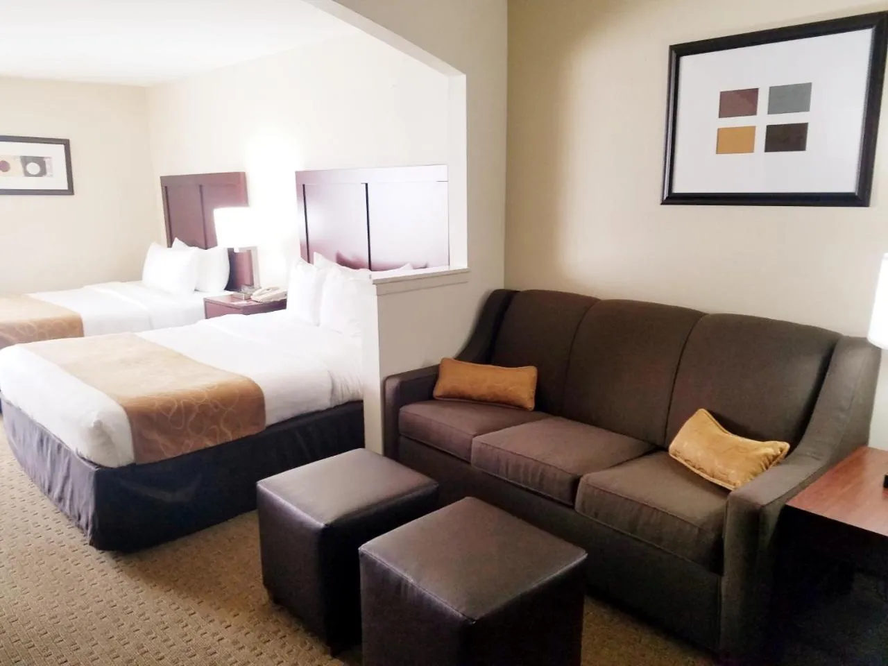 Bedroom, Bed in Quality Suites Irving-Las Colinas