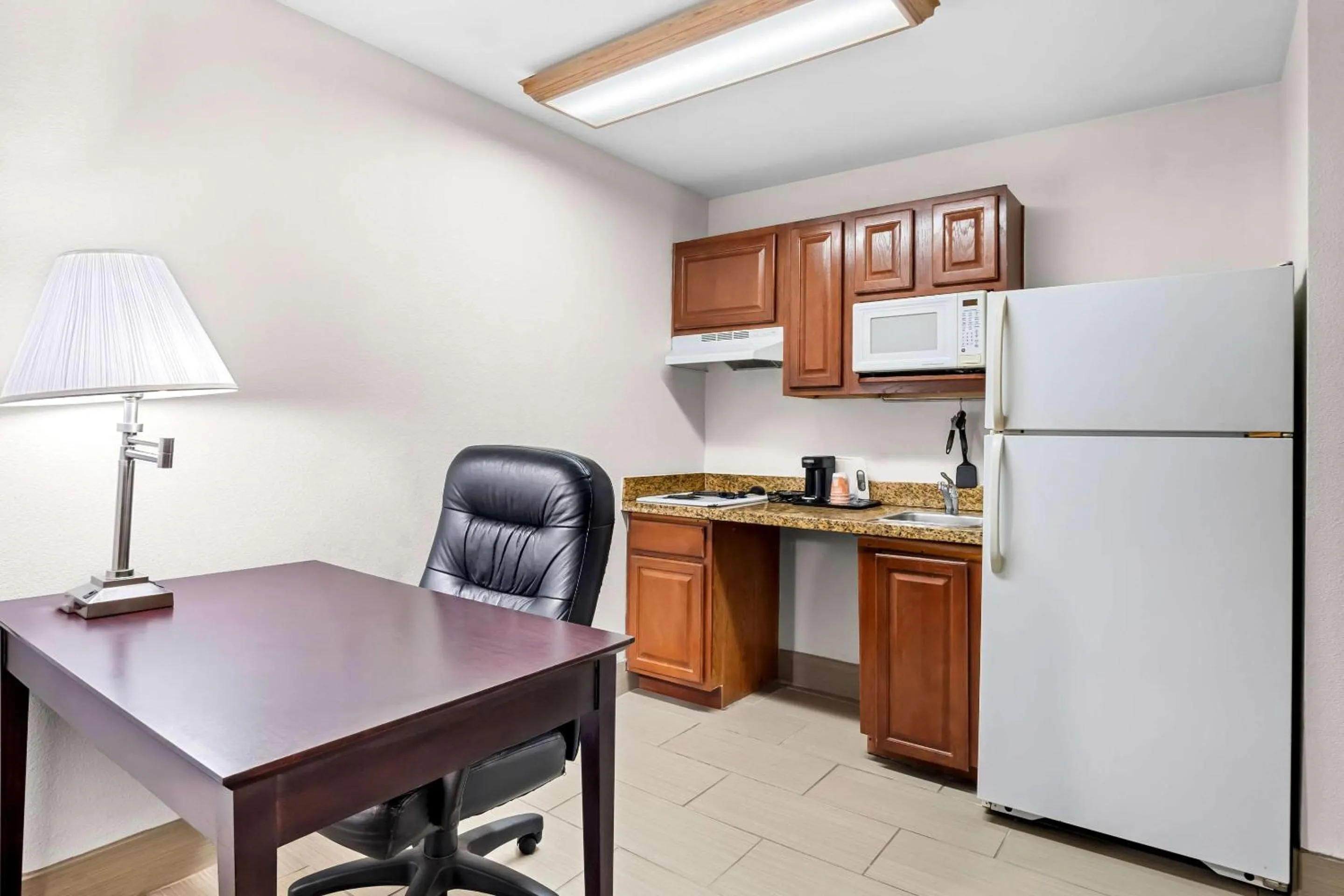 Bedroom in MainStay Suites Addison-Dallas