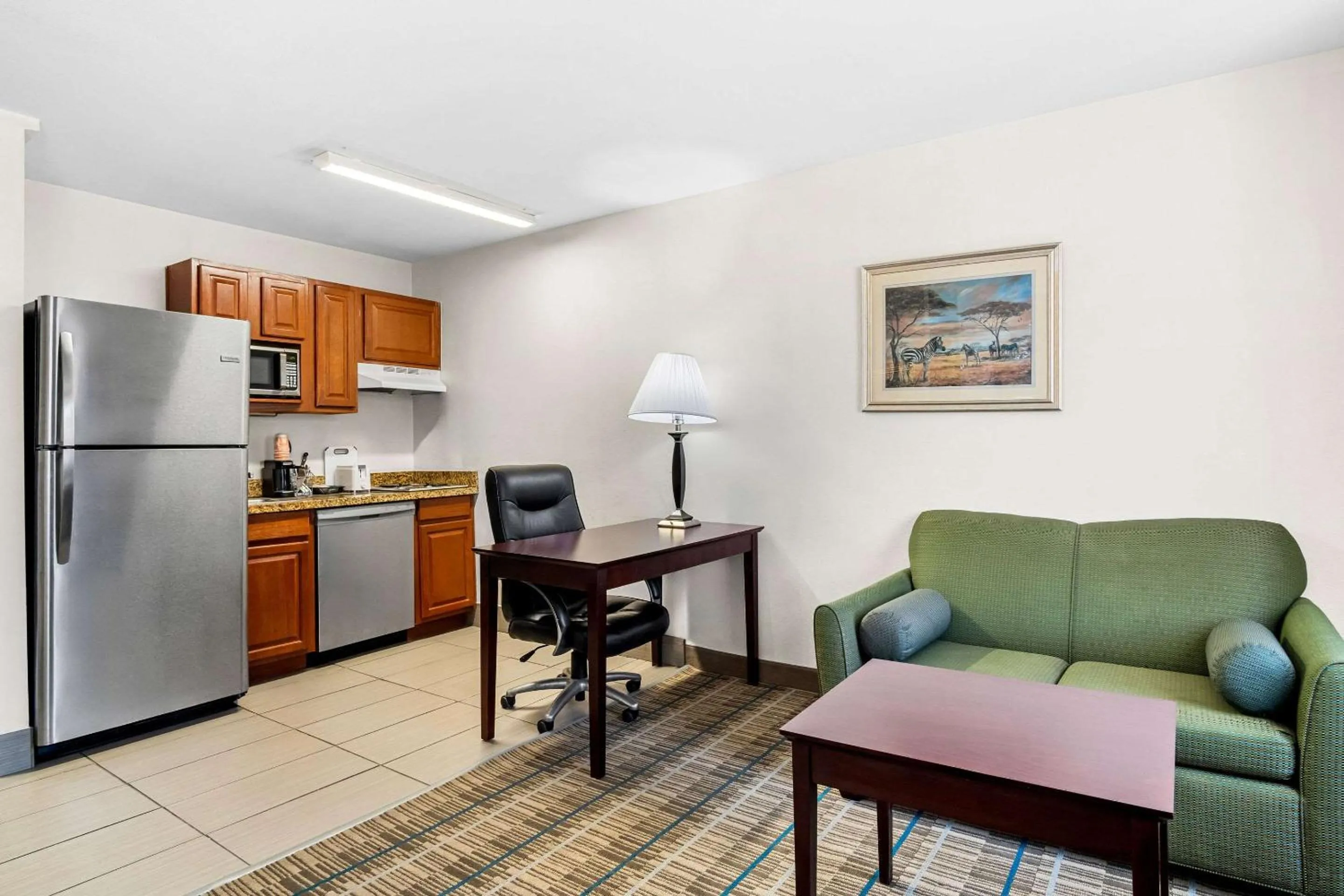 Bedroom in MainStay Suites Addison-Dallas