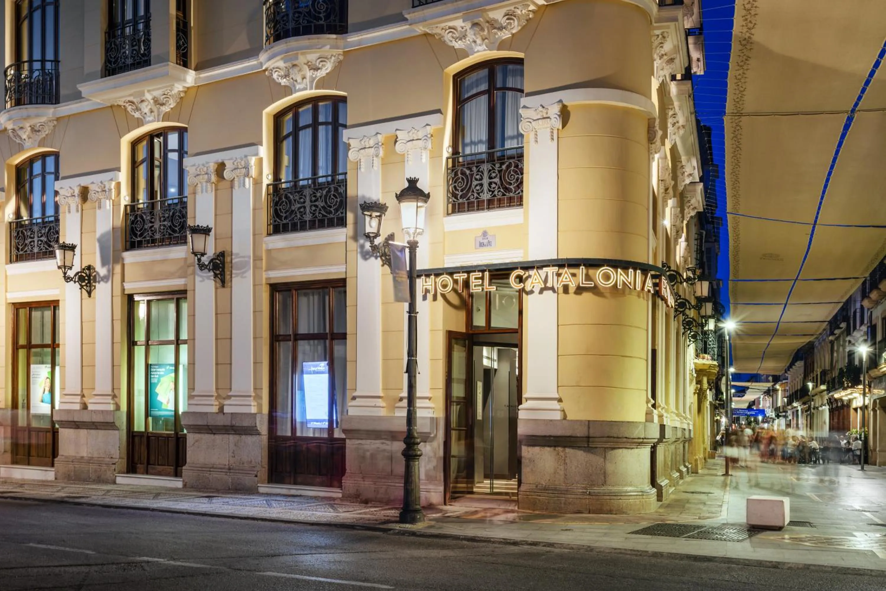 Facade/entrance in Catalonia Ronda