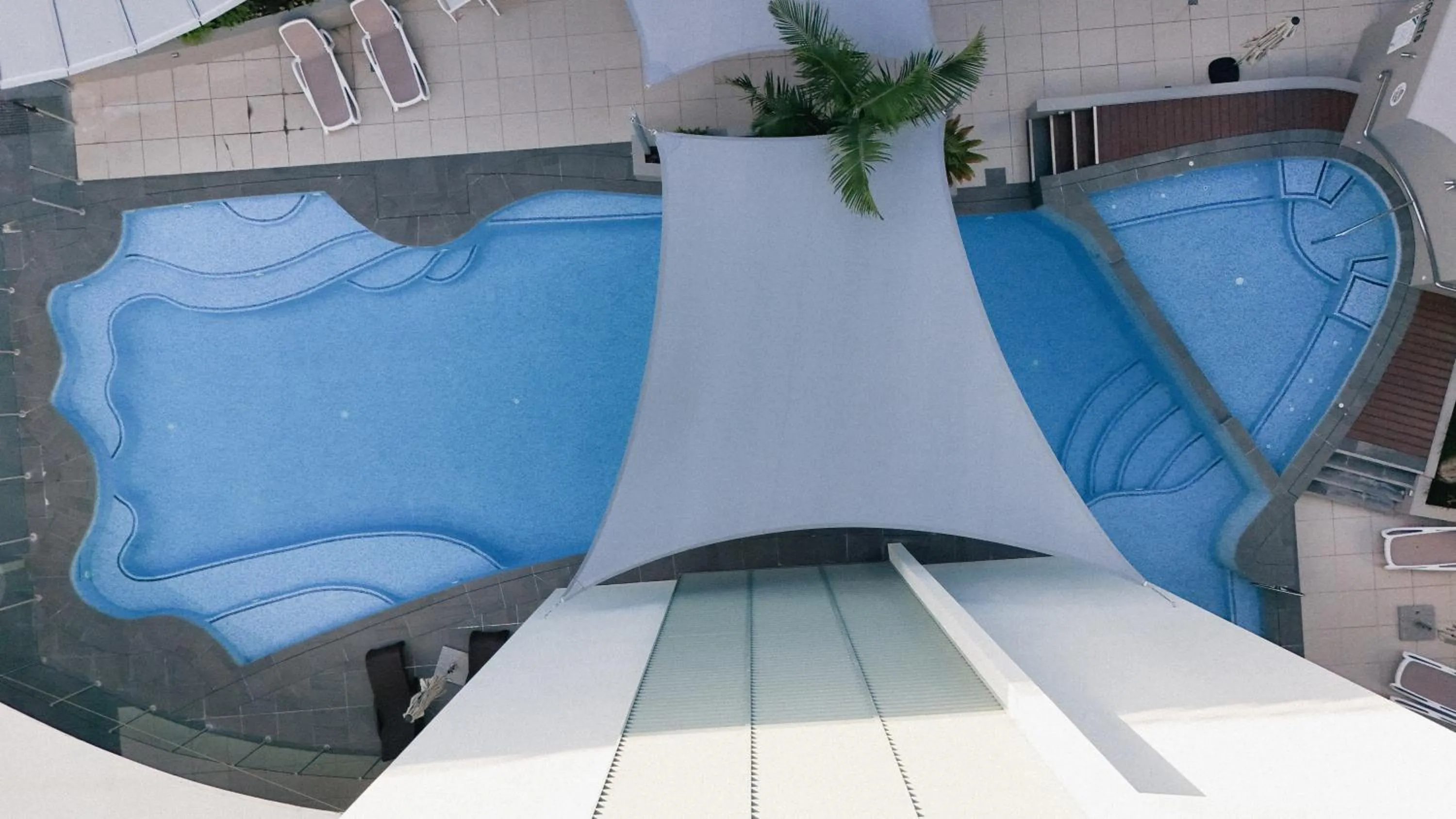 Swimming pool in Rumba Beach Resort