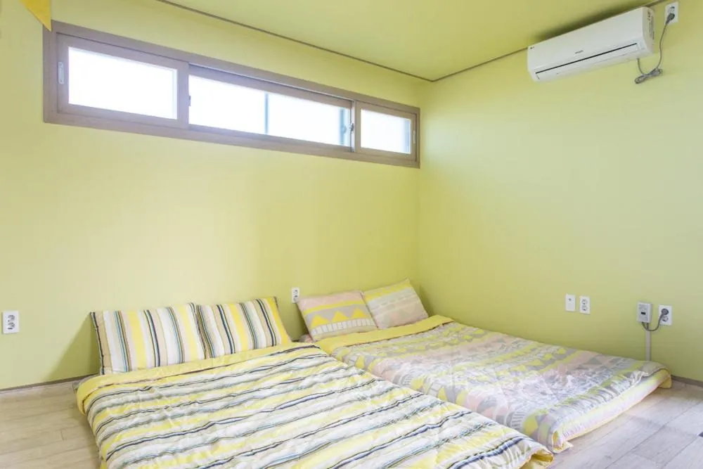 Bed in 오후여섯시펜션