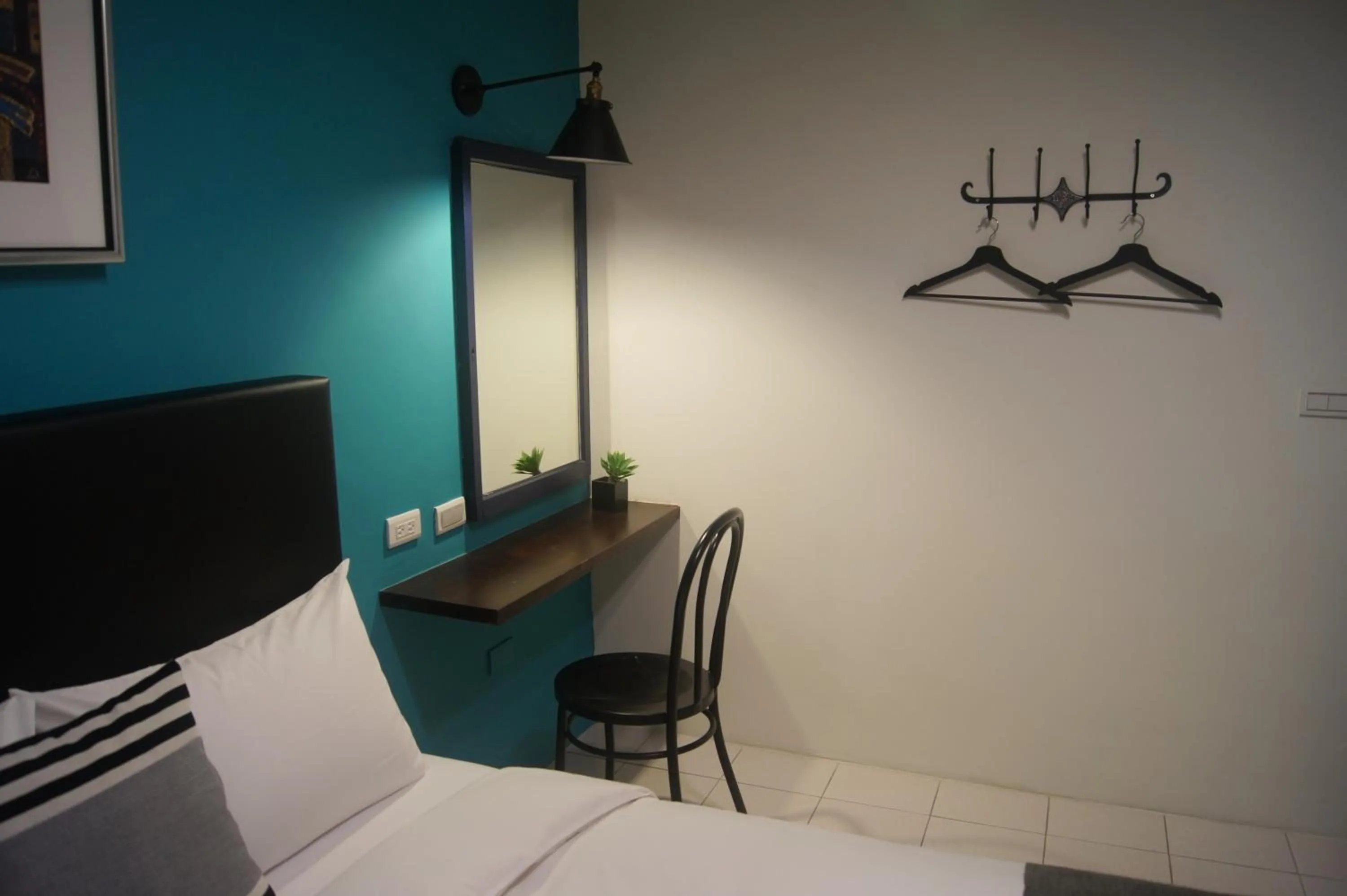 Standard Double Room - No Window in Home In Tainan