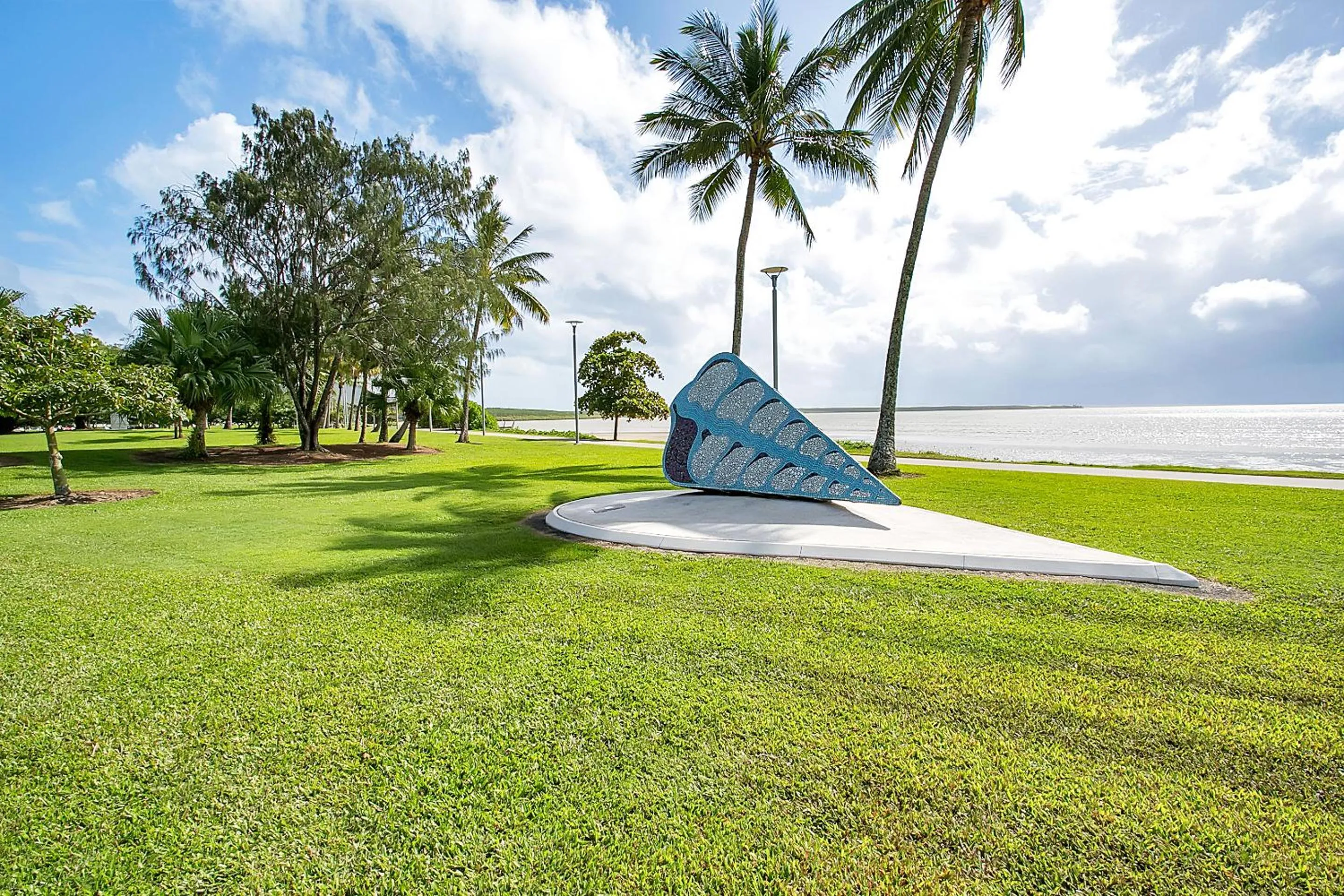 Area and facilities in 181 The Esplanade