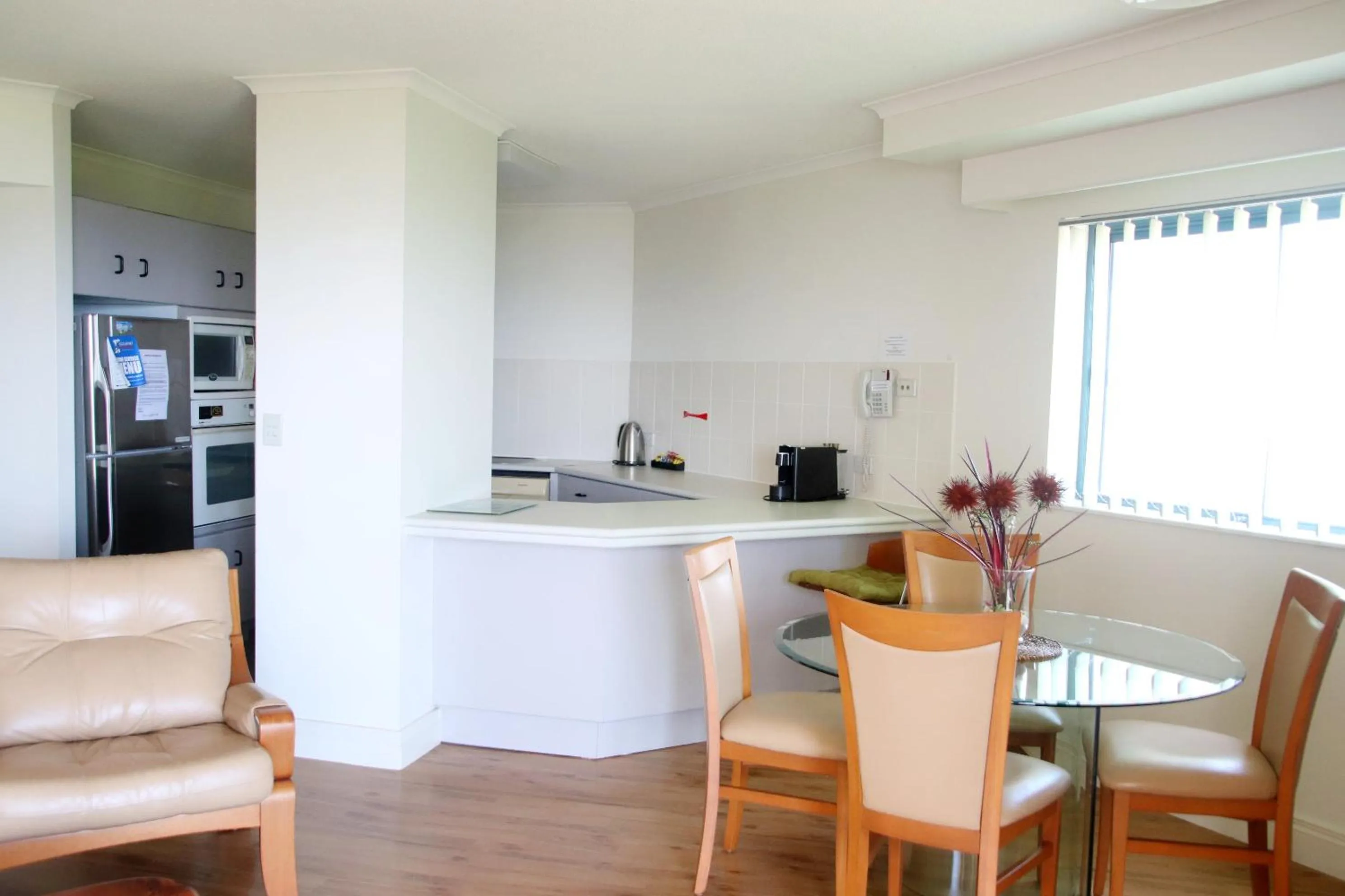 Kitchen or kitchenette in 181 The Esplanade