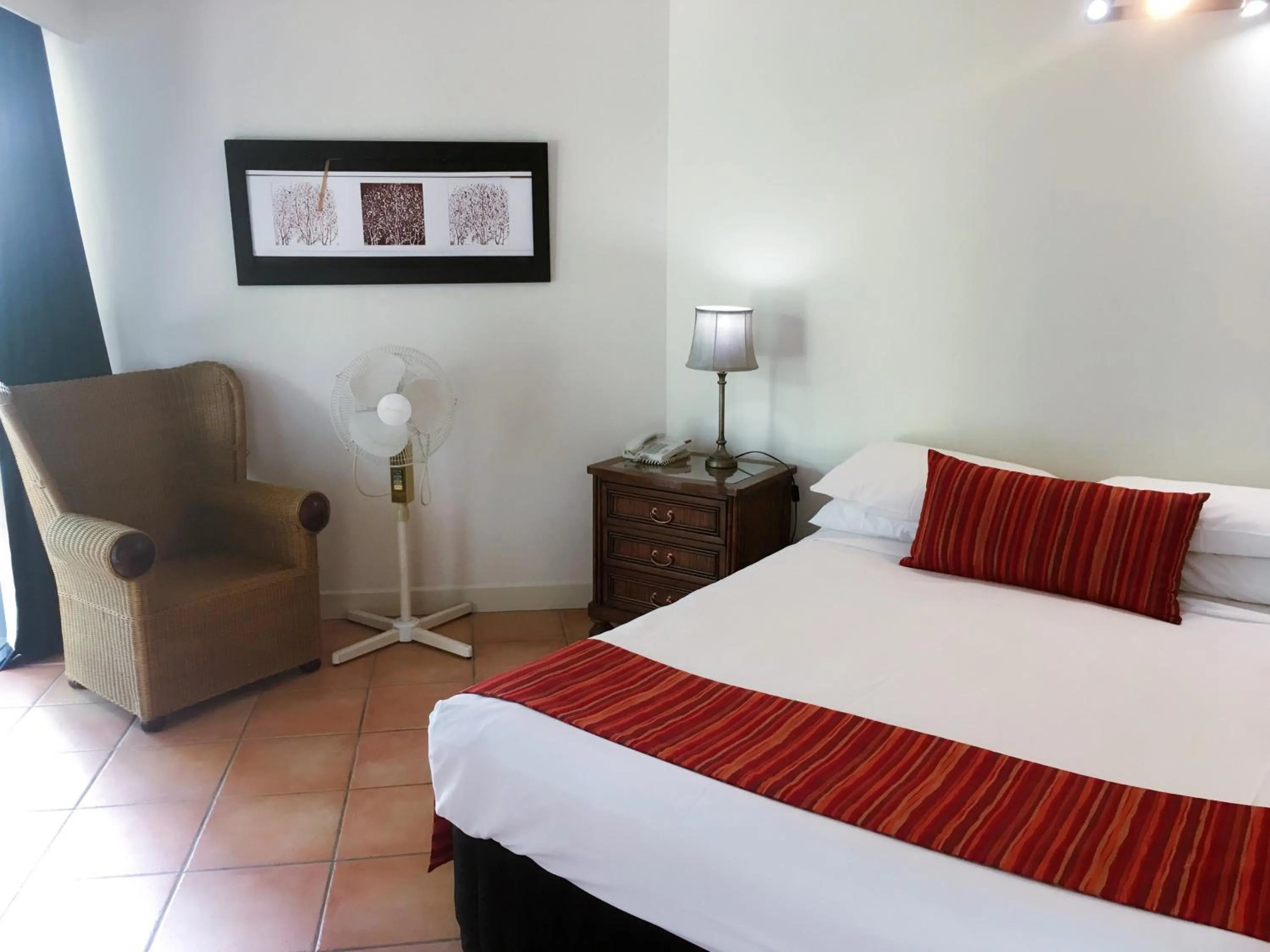 Bedroom, Bed in 181 The Esplanade