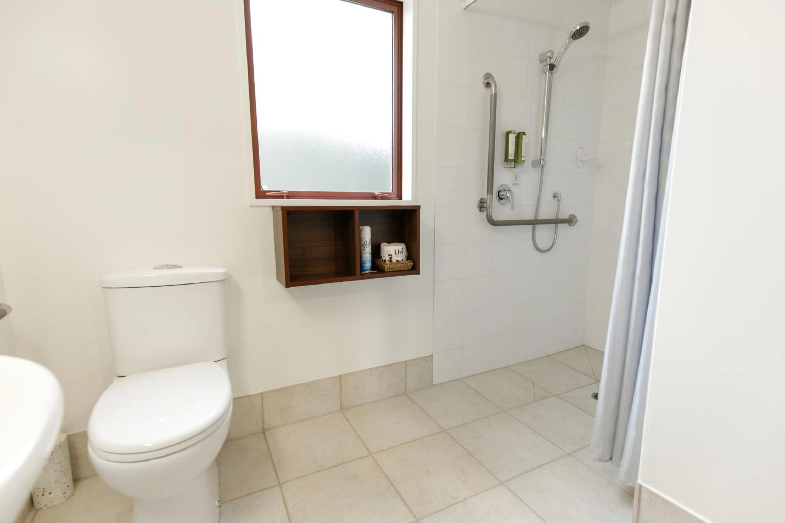 Bathroom in Settlers Boutique Motel