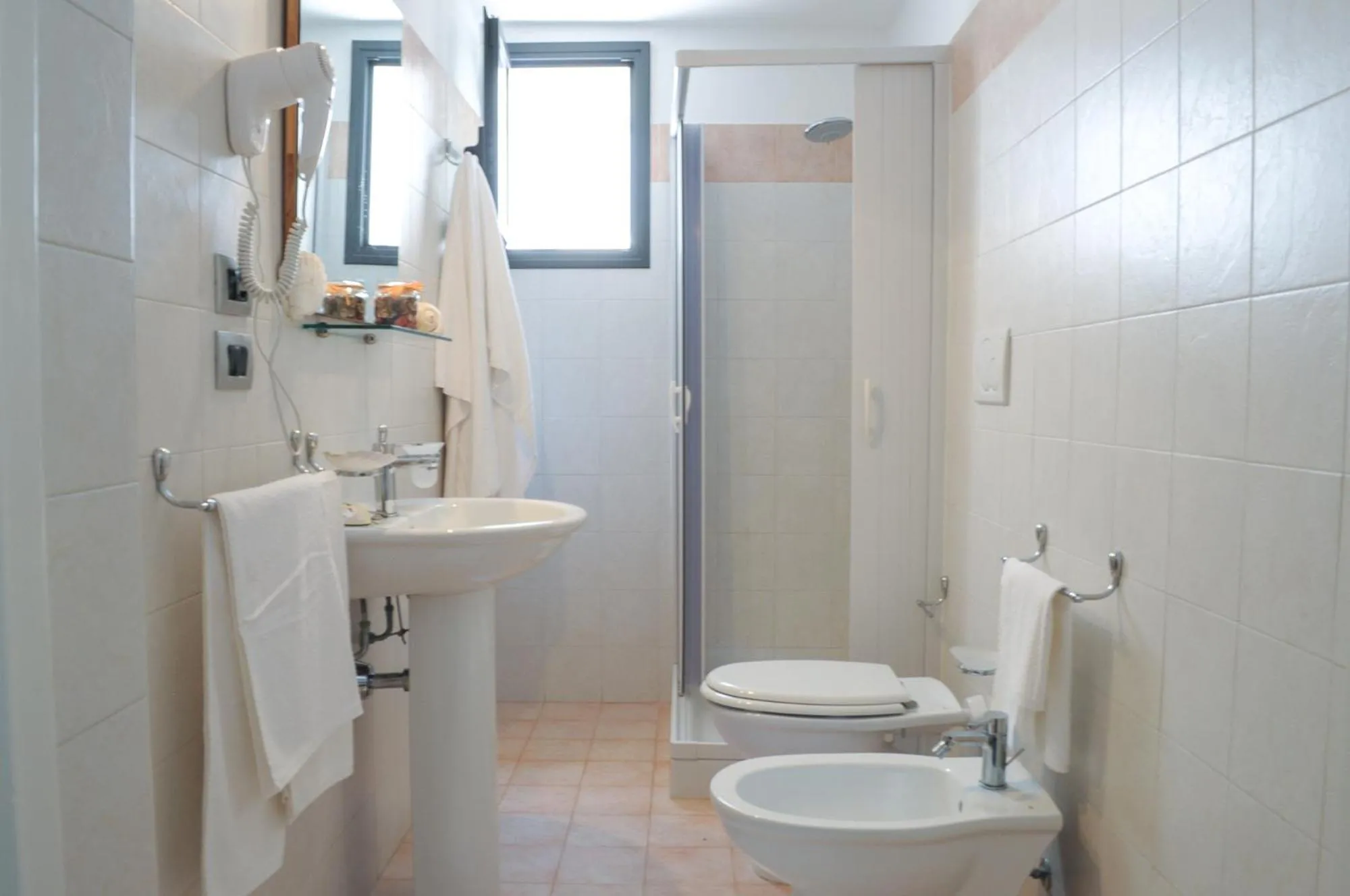 Bathroom in Baia Di Torre Squillace