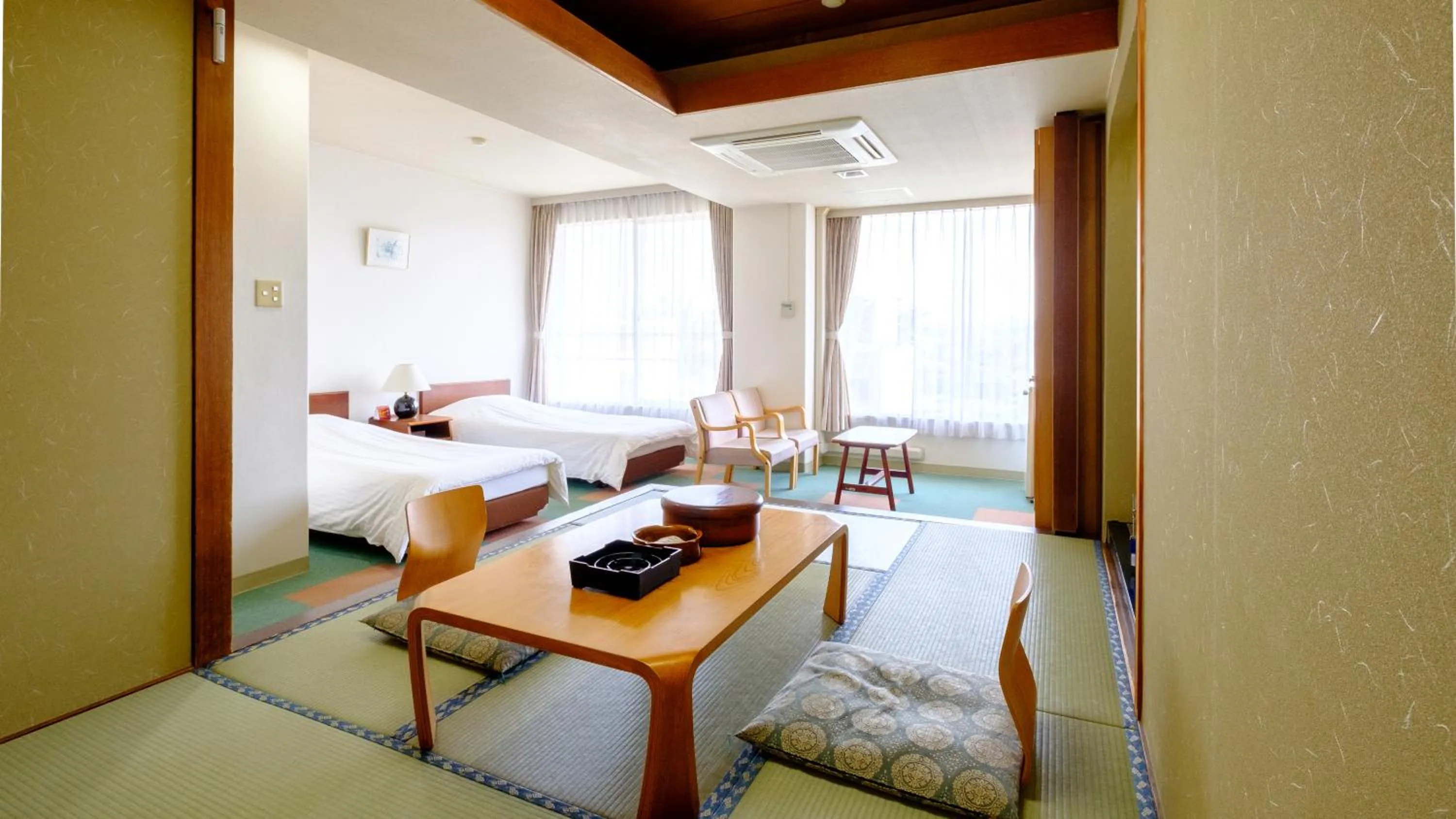 Photo of the whole room, Bed in Mitsui Bekkan