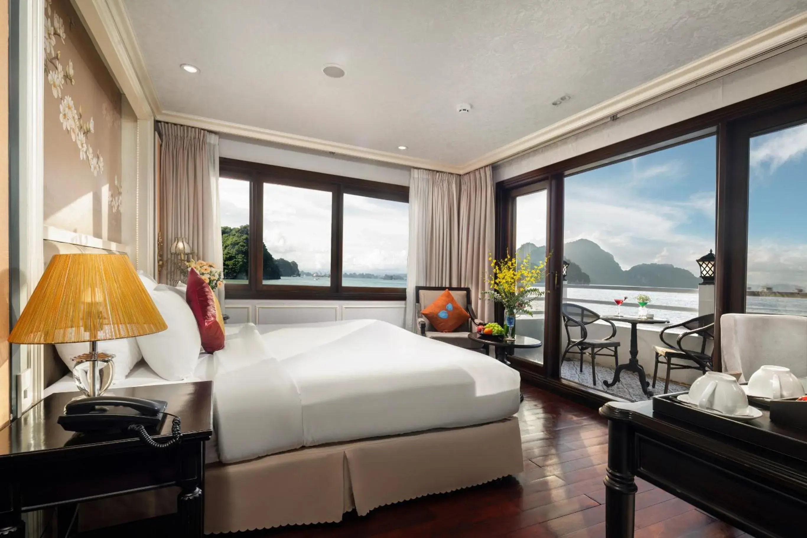 Athena Terrace Suite - single occupancy - 2 Days 1 Night in Halong Athena Cruise Athena Terrace Suite - single occupancy - 2 Days 1 Night in Halong Athena Cruise