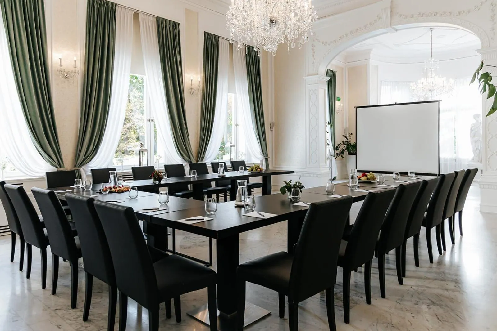 Meeting/conference room in Platinum Palace Boutique Hotel & SPA