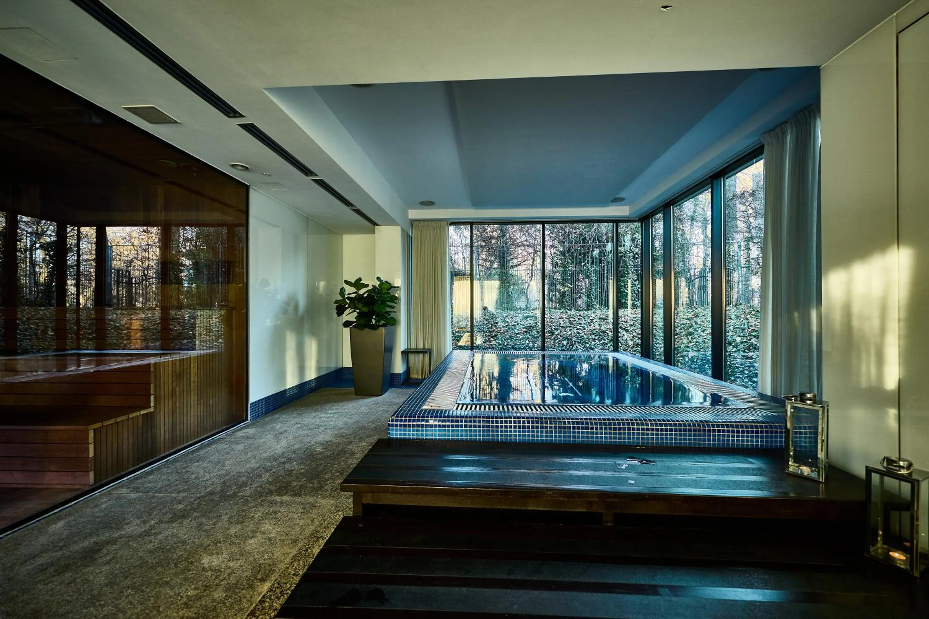 Hot Tub in Platinum Palace Boutique Hotel & SPA