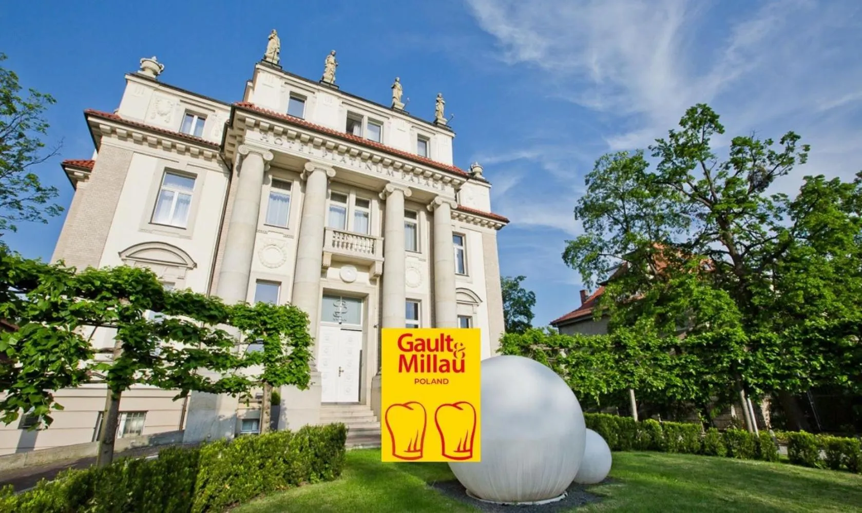 Property building in Platinum Palace Boutique Hotel & SPA