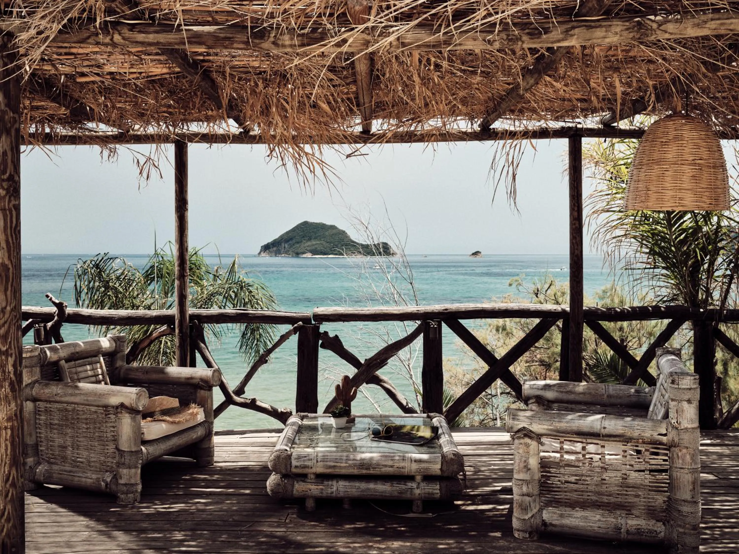 Lounge or bar in Gloria Maris Hotel Suites and Villas