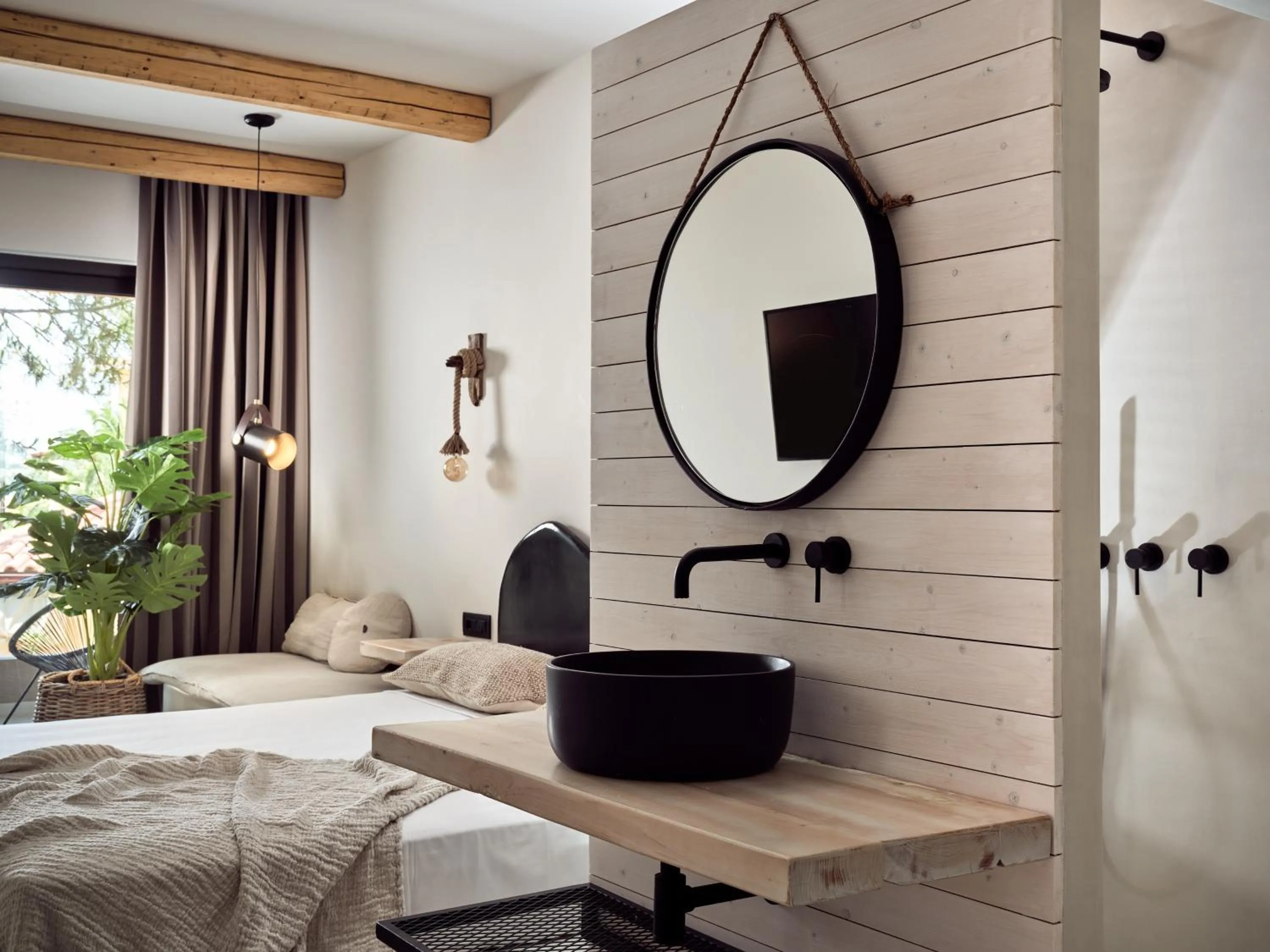 Executive Room with Landscape View in Gloria Maris Hotel Suites and Villas